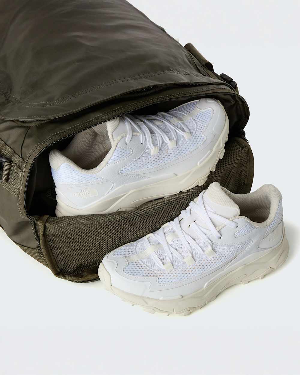 Base Camp Voyager 42LiterDuffelTasche TNF New Taupe GreenTNF BlackNPF ALT6