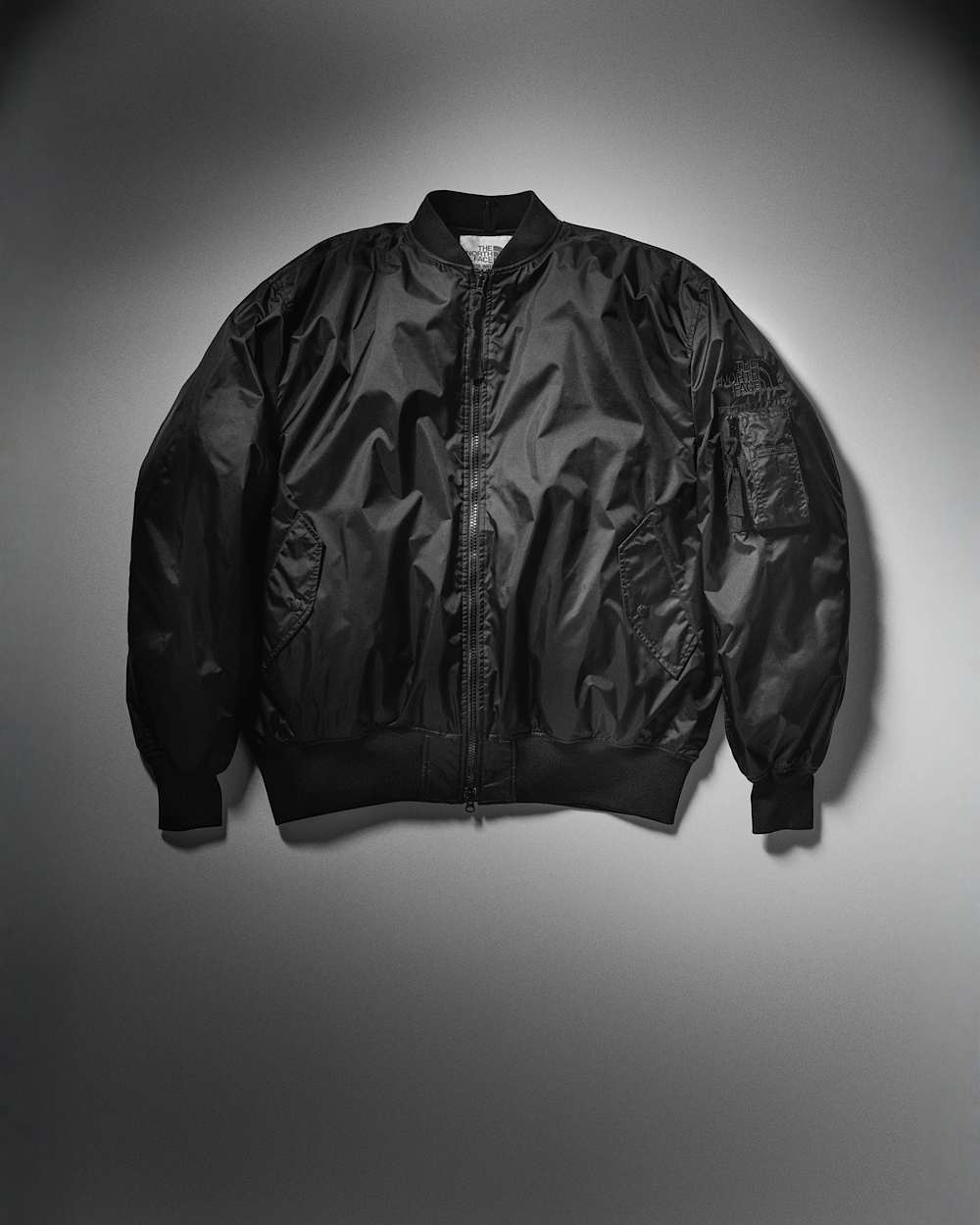 TNF X eYe Junya Watanabe bomberjakke till herrer TNF hero