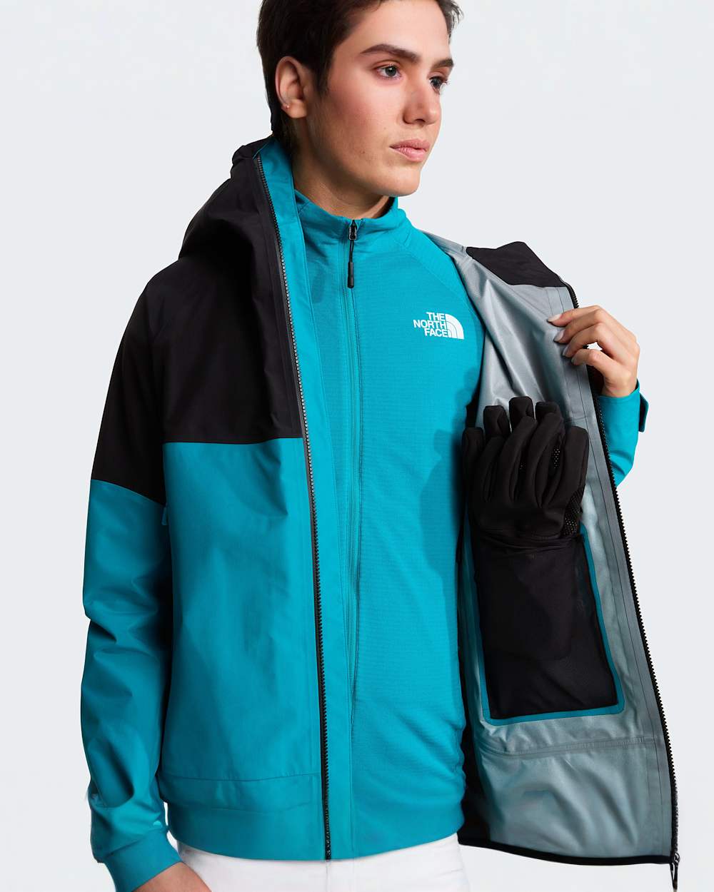 Womens Jazzi GORETEX Jacket TNF alt17