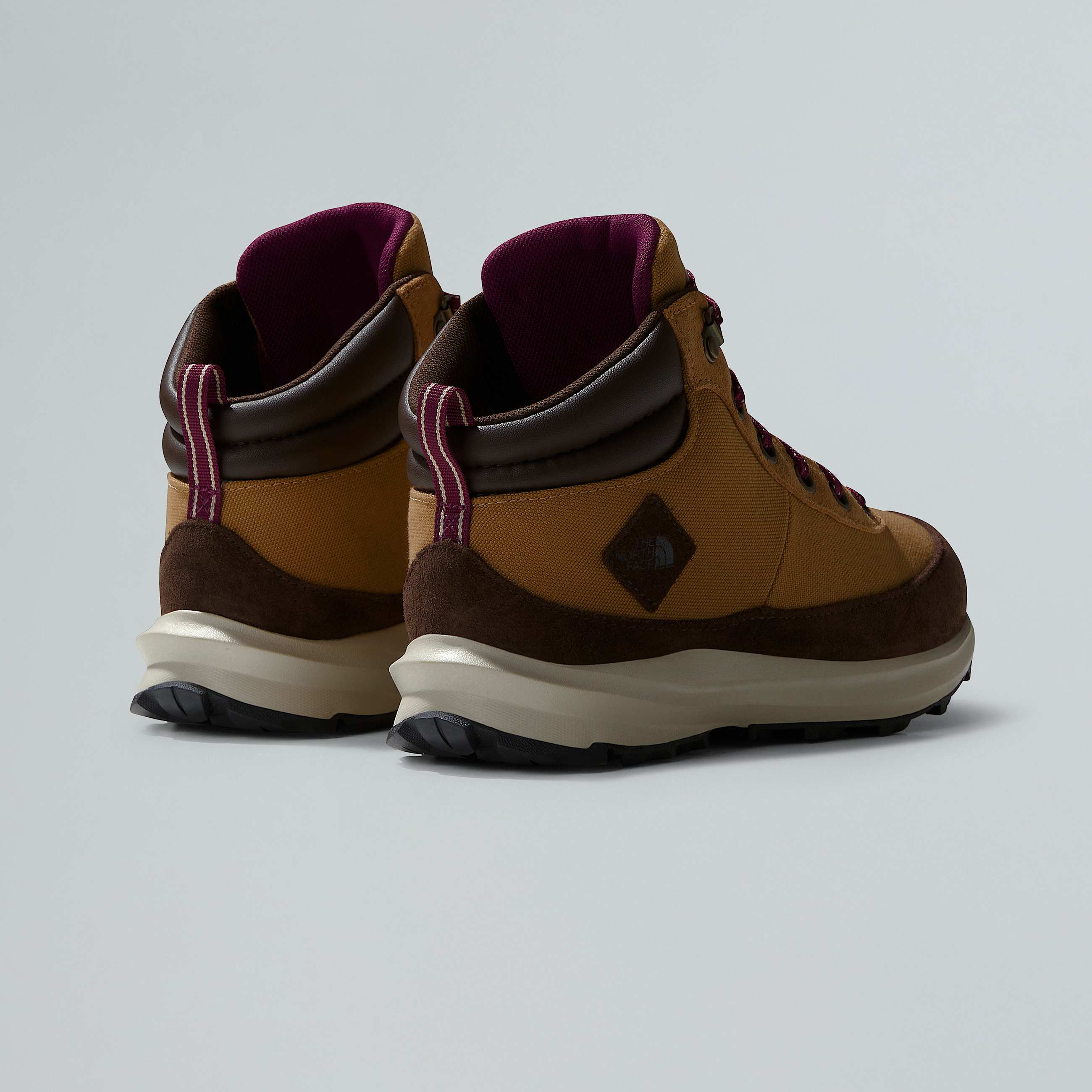 BackToBerkeley IV Hiking Boots Barn TNF ALT6