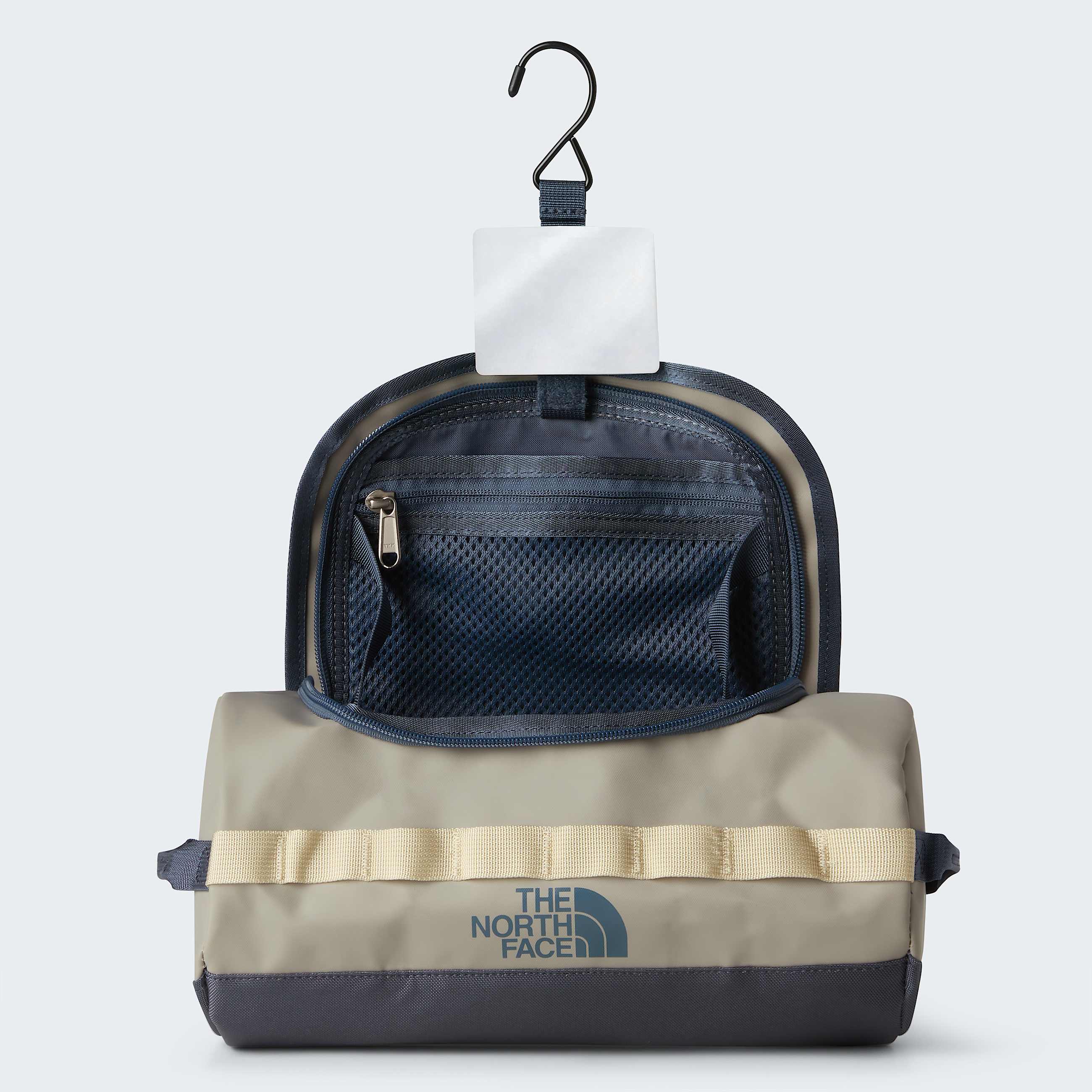 Base Camp Travel Washbag  L TNF ALT1