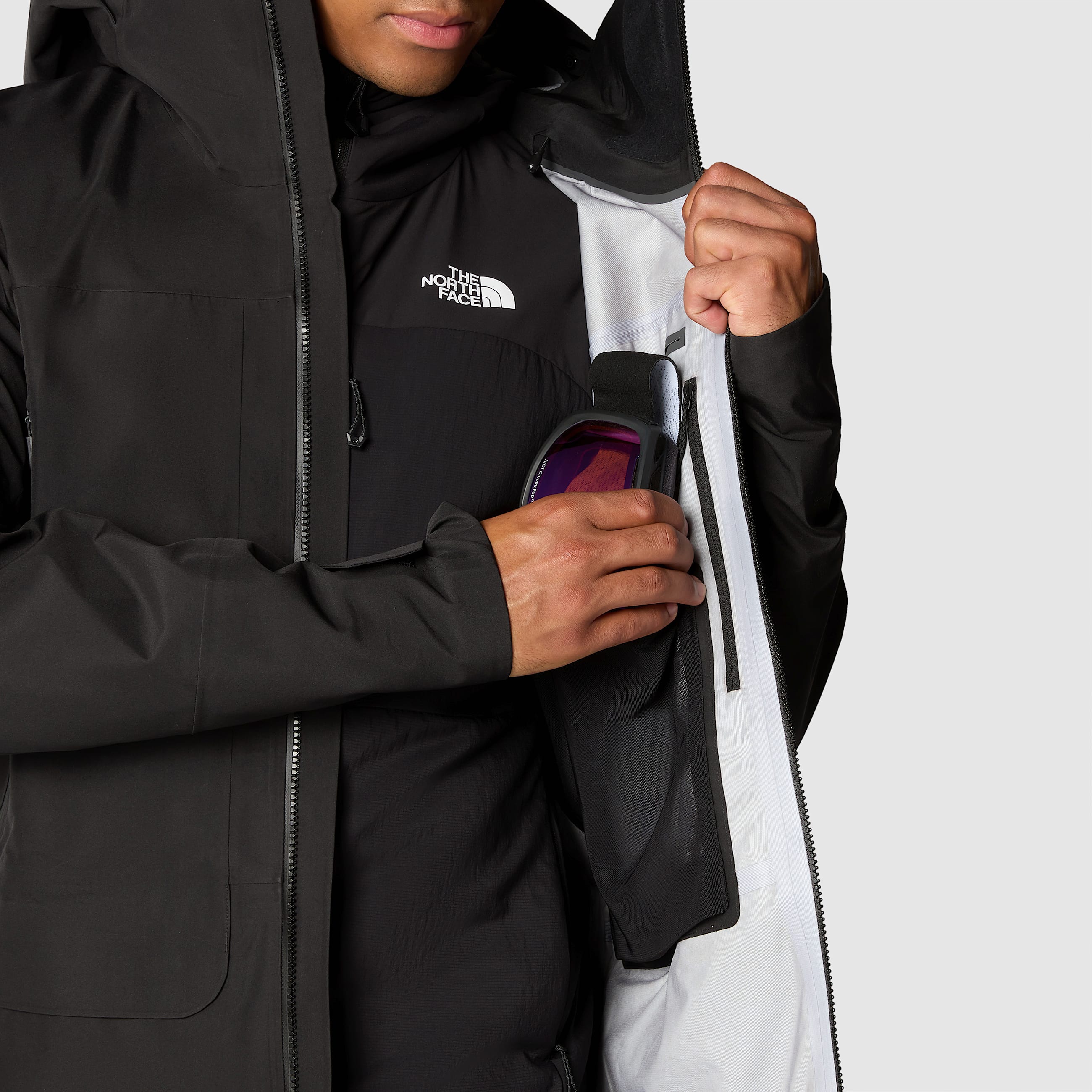 Mens Summit Verbier GORETEX Jacket TNF ALT12