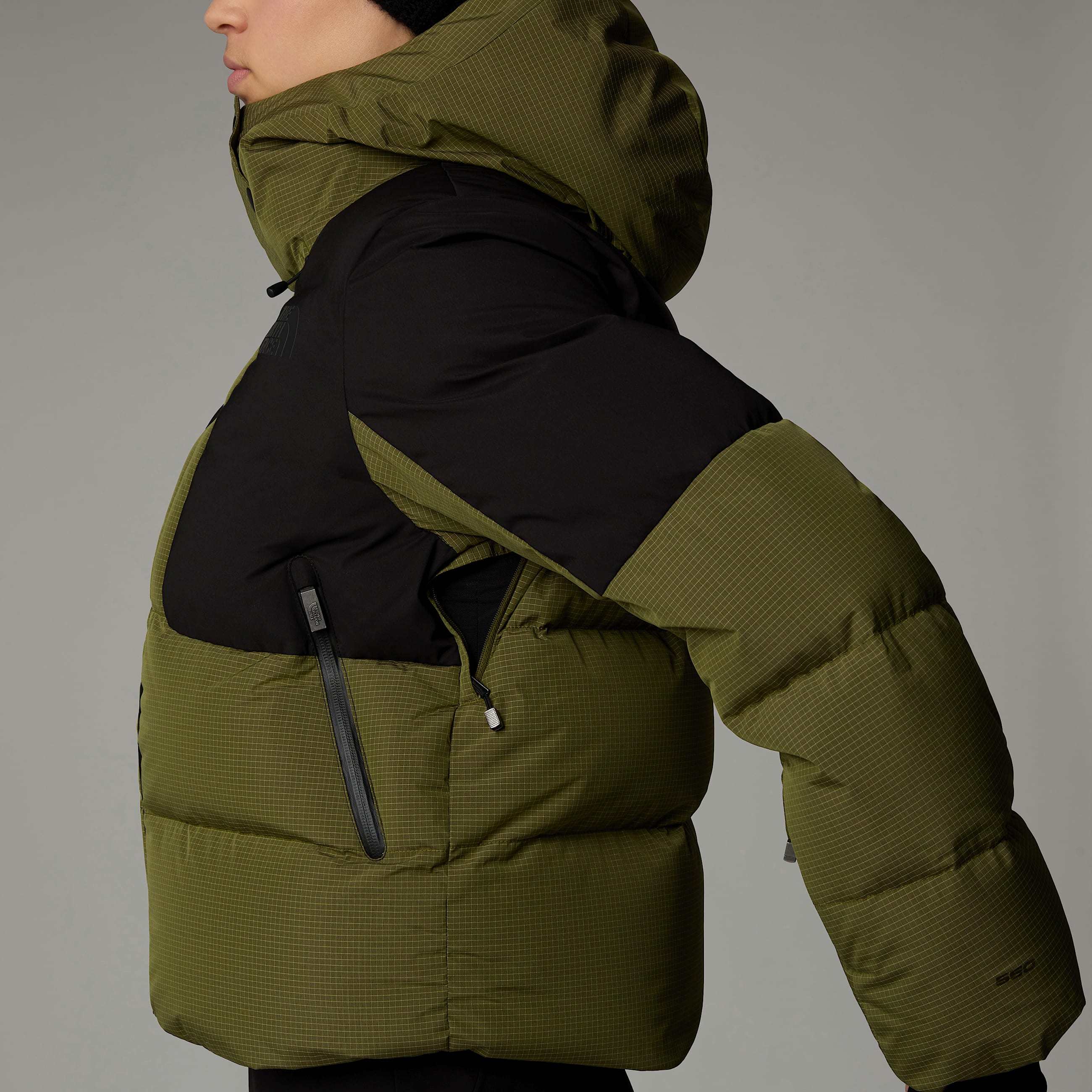 Giacca in piumino Cold Spell corta in vita da donna TNF ALT7