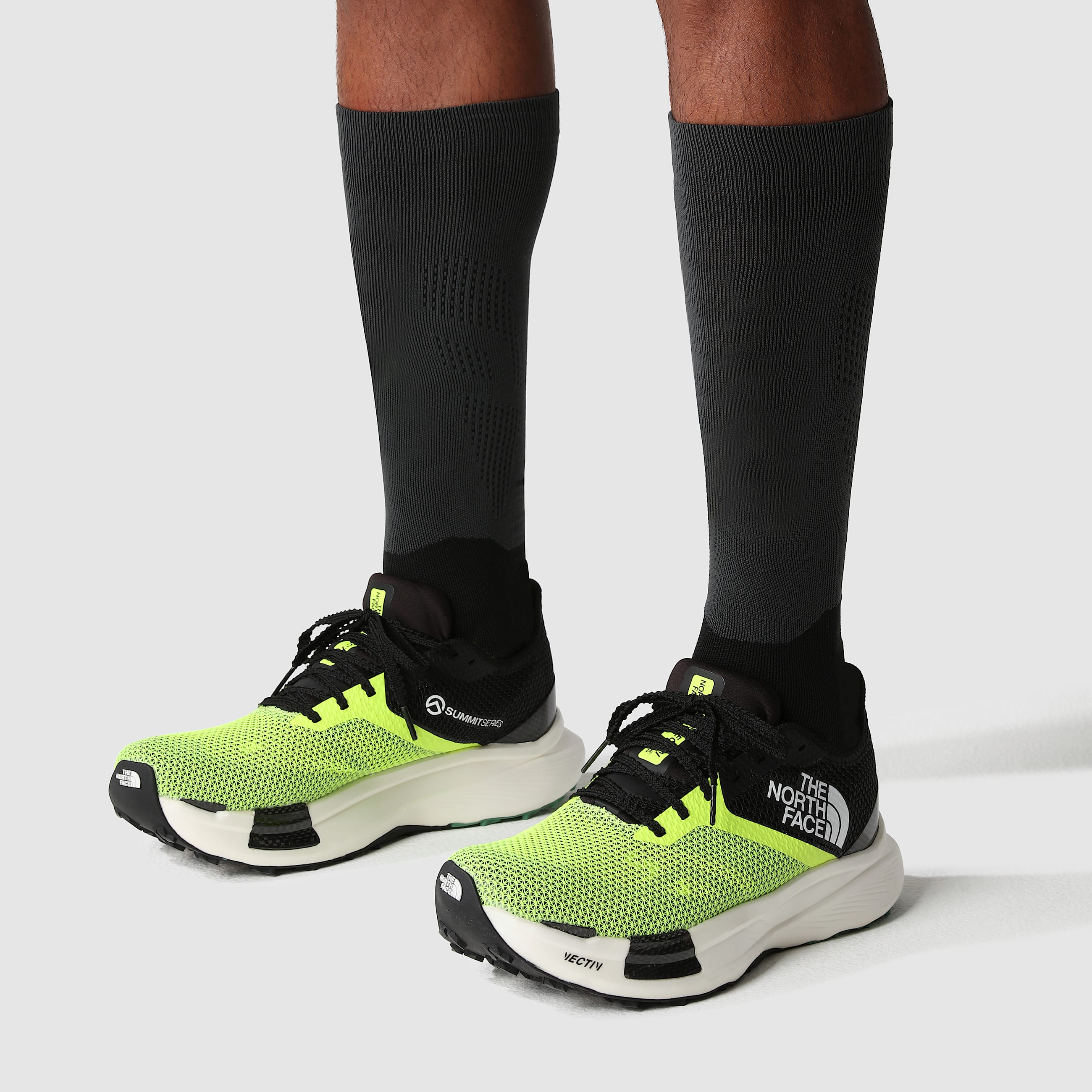 Mens Summit VECTIV Pro Trail Running Shoes TNF ALT6