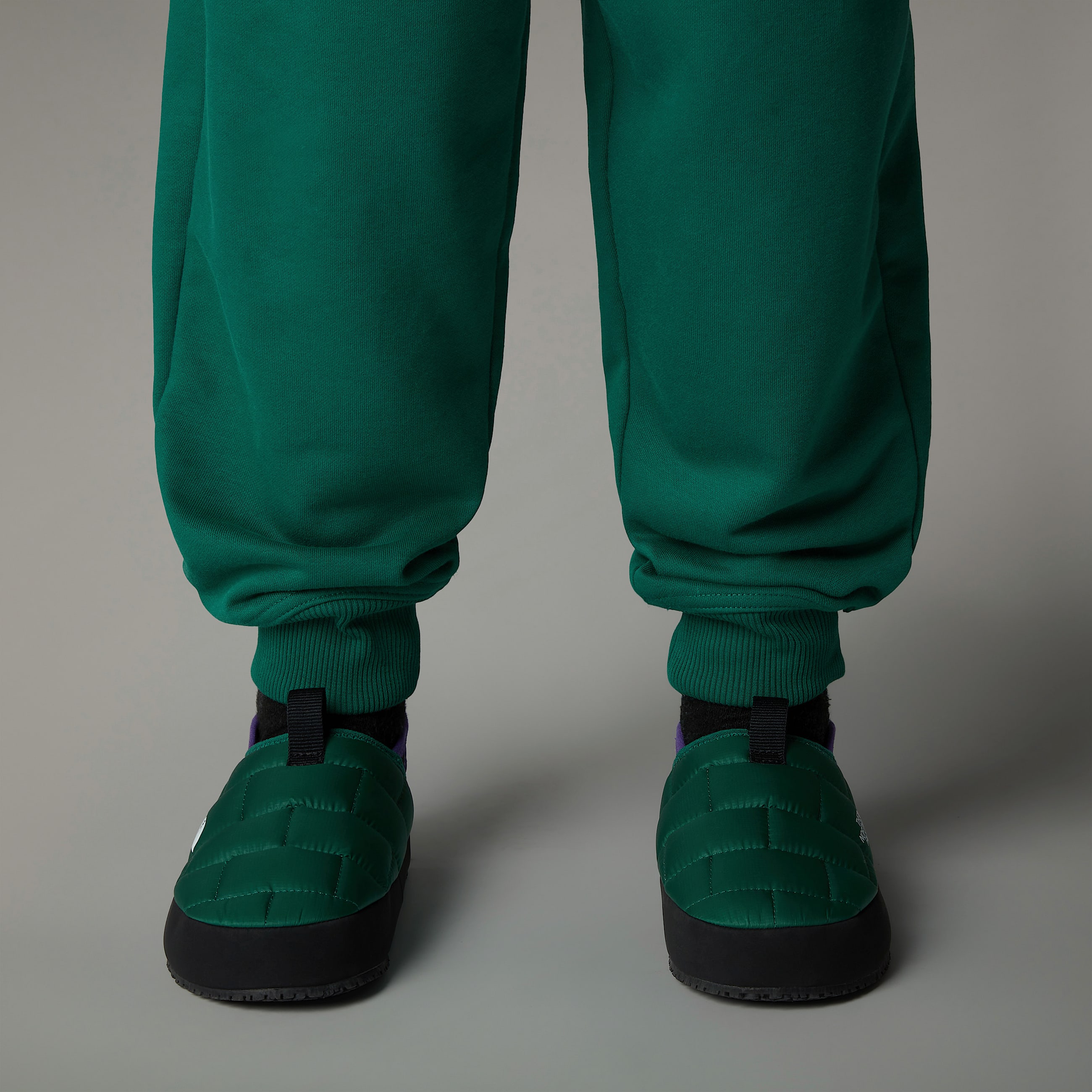 Teens ThermoBall Traction Winter Mules II TNF ALT3