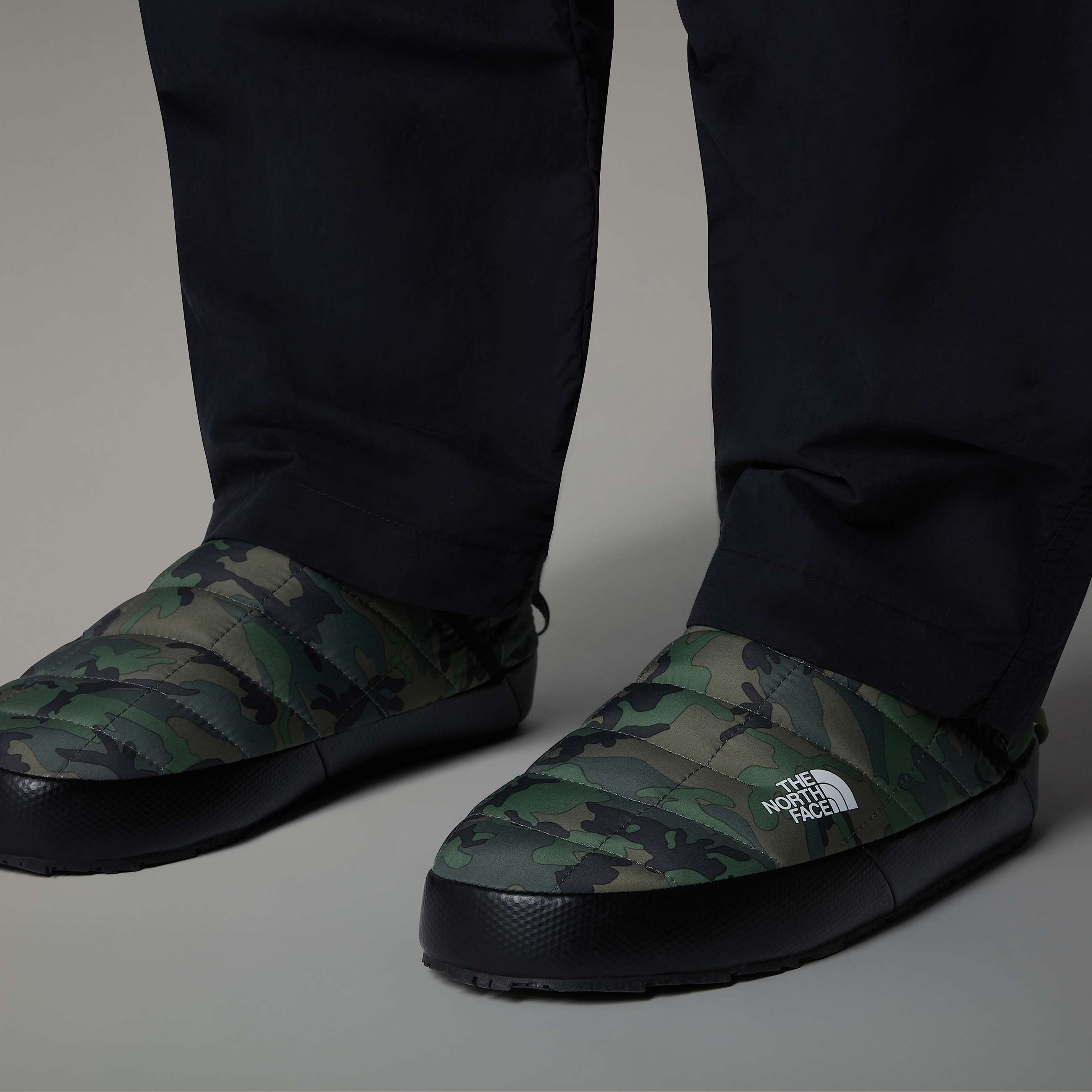 Mules ThermoBall V Traction para homem TNF ALT2