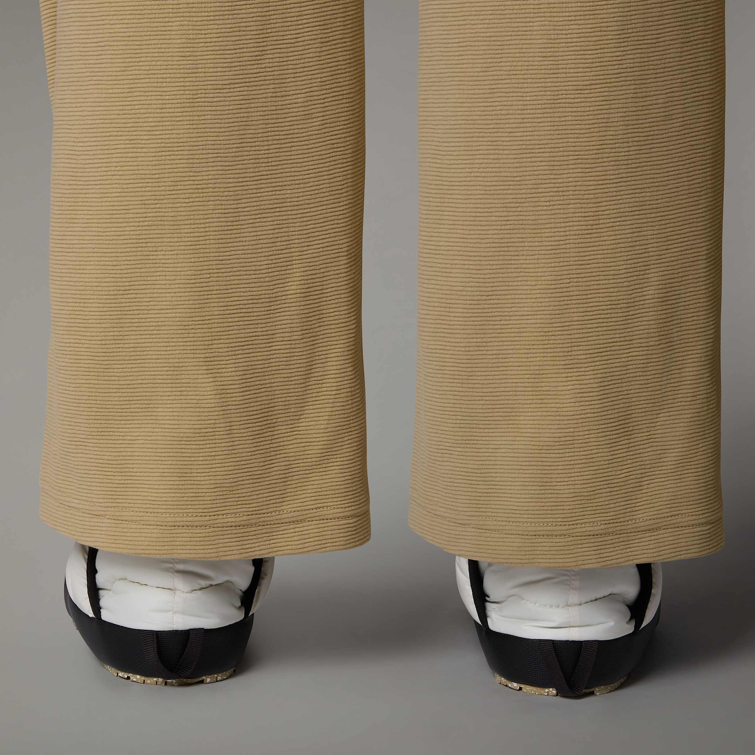 Womens ThermoBall Traction Winter Booties TNF ALT4