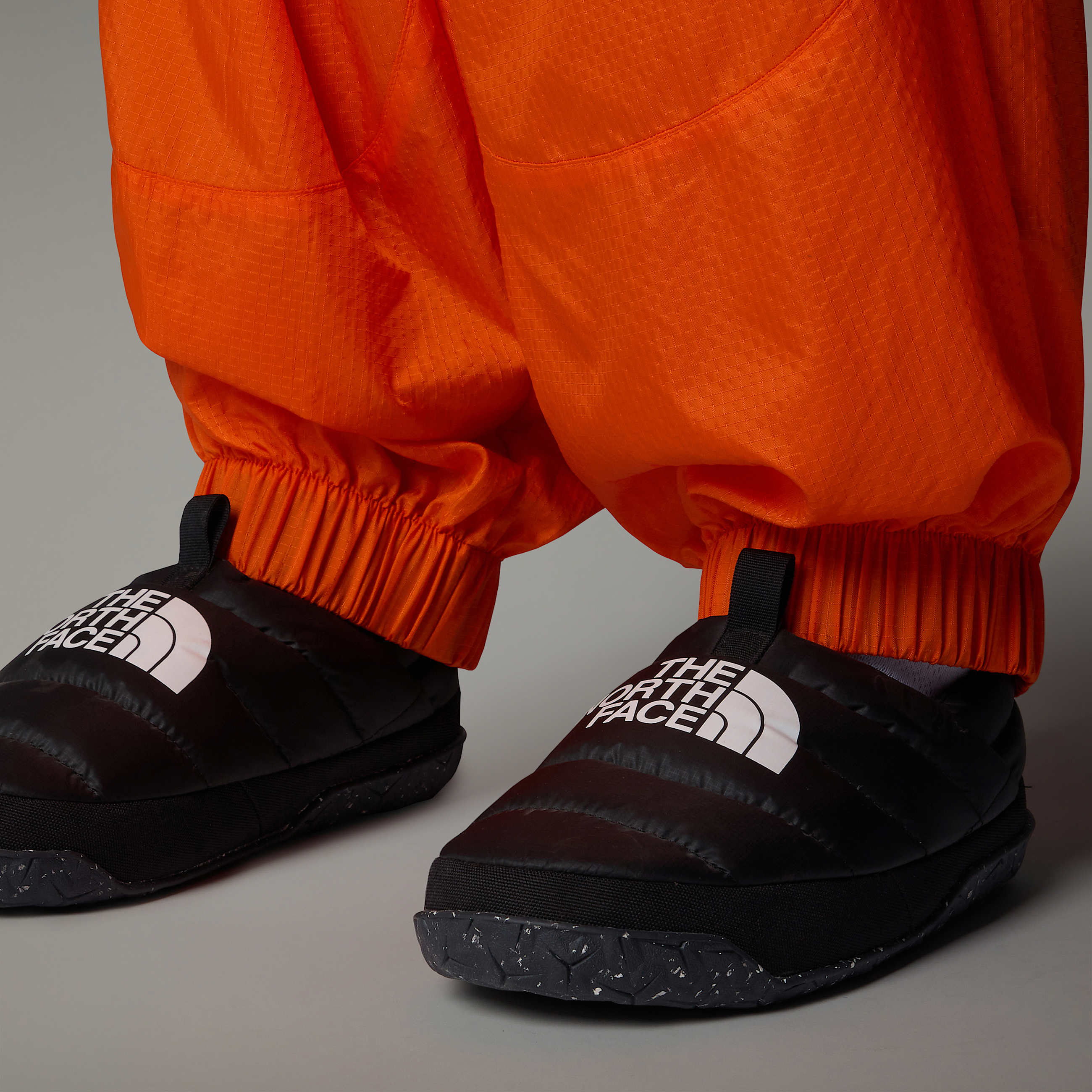 Pantofole invernali Nuptse da donna TNF ALT2