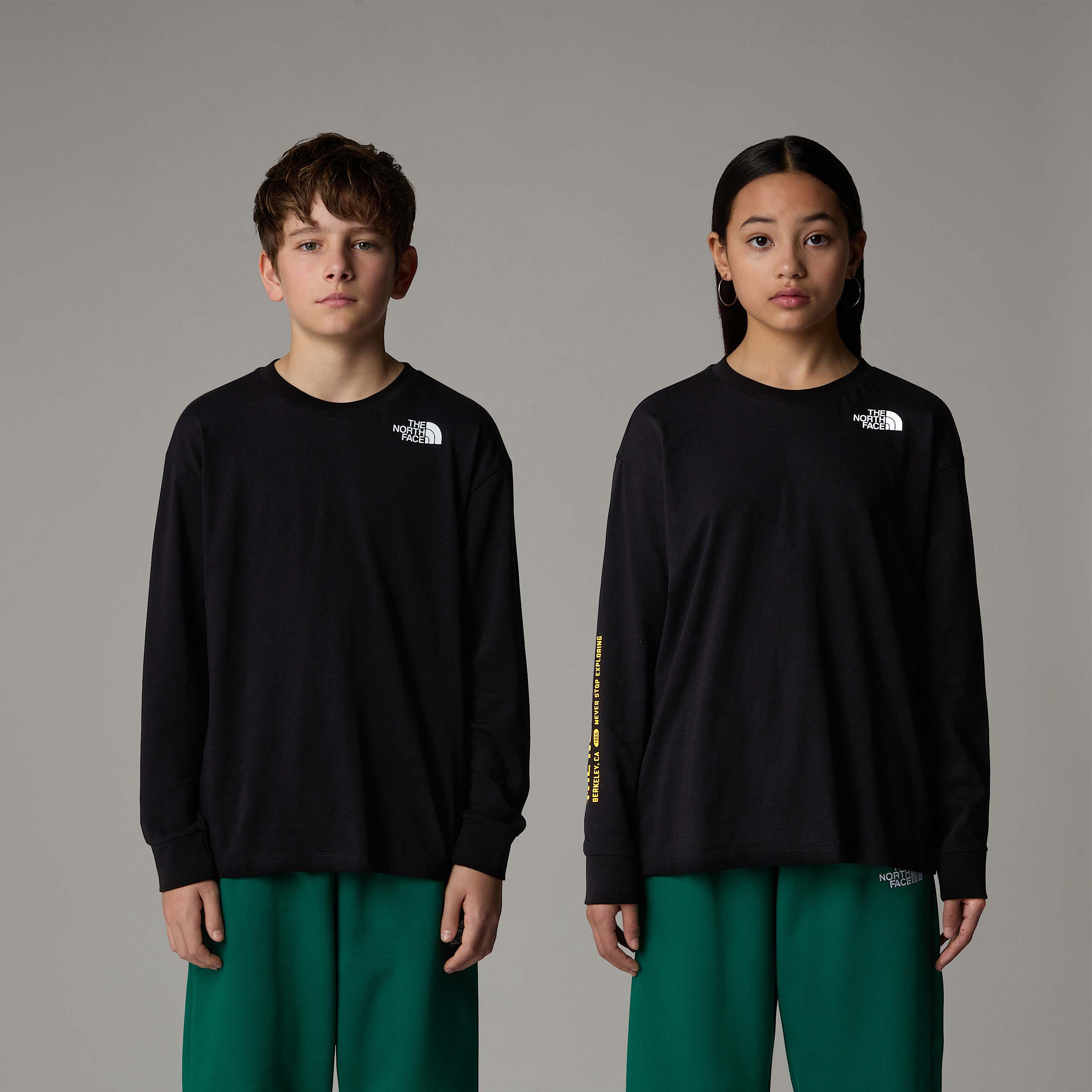 Tshirt a maniche lunghe oversize Varsity con grafica da ragazzi TNF HERO