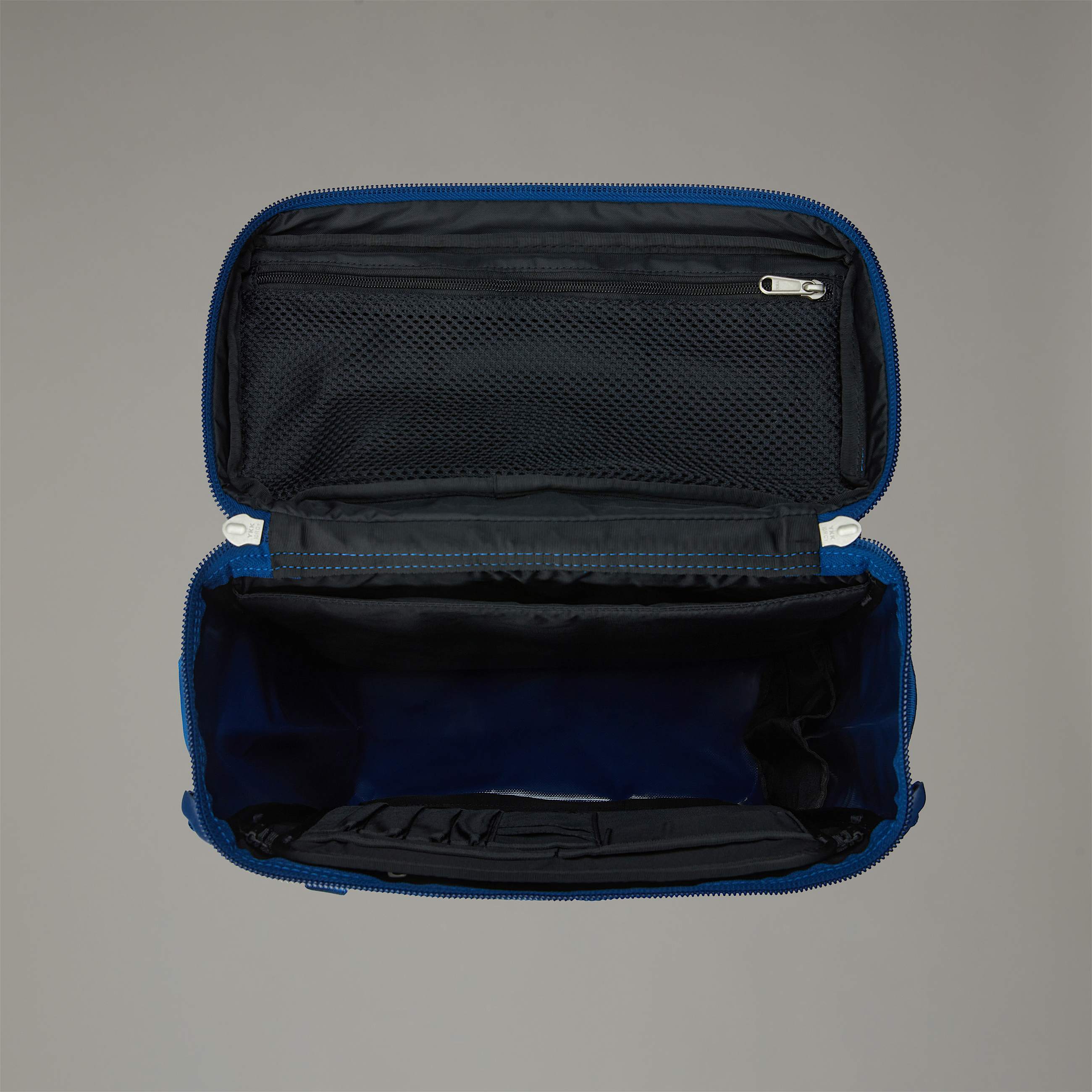 Base Camp Fuse Box TNF Estate BlueWhite Dune ALT4