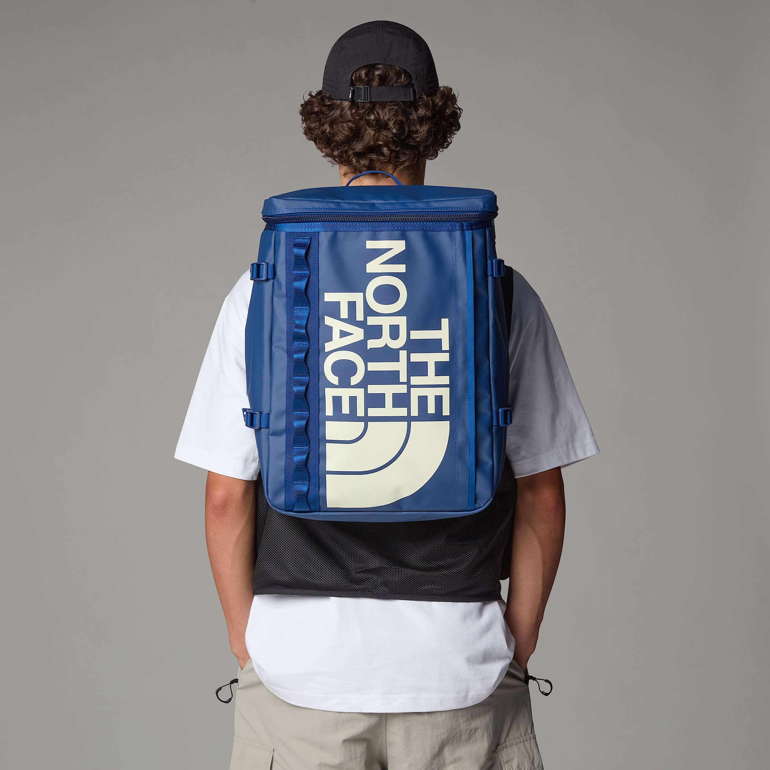 Base Camp Fuse Box TNF Estate BlueWhite Dune ALT1