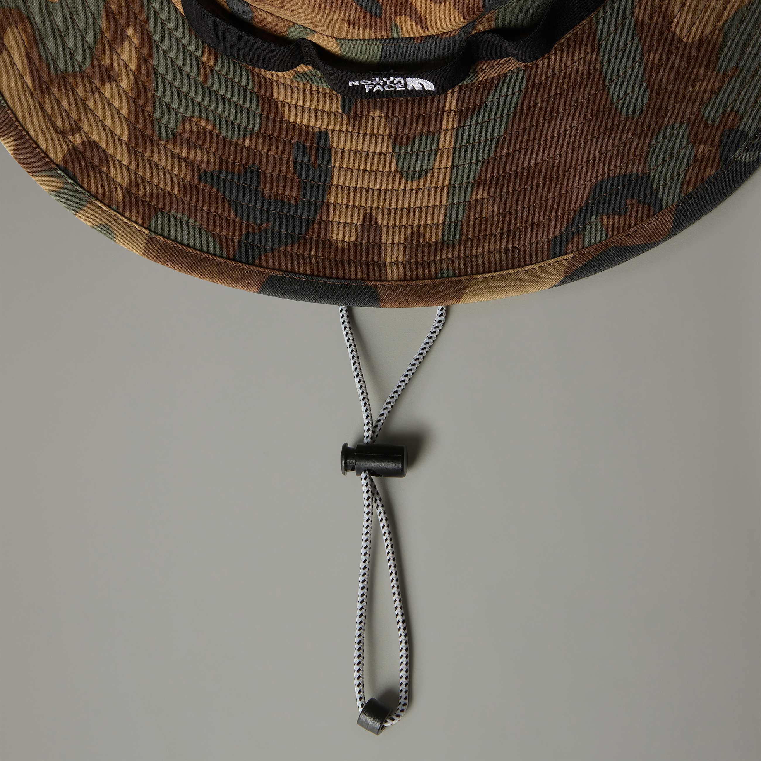 Chapeau Class V TNF ALT4