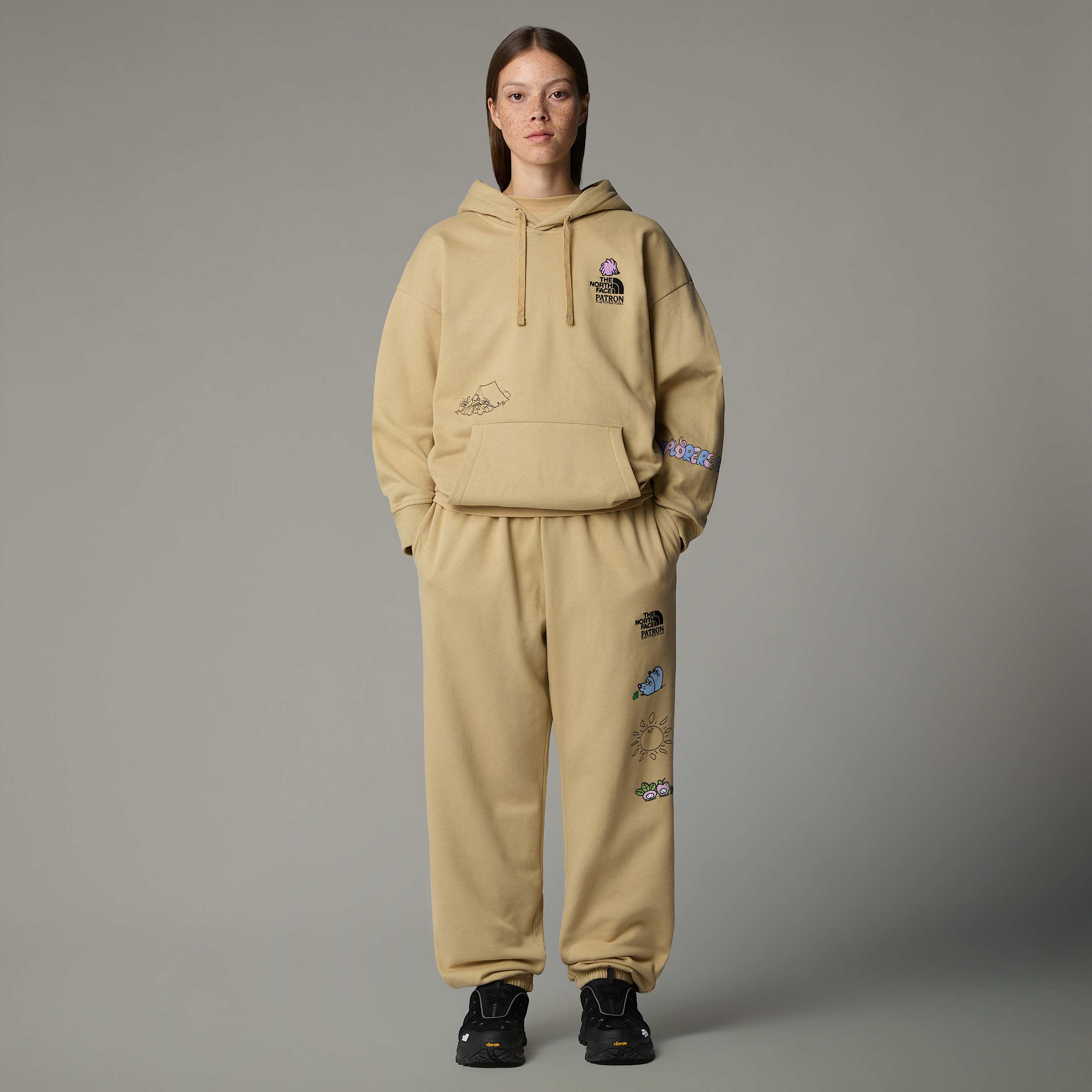 Mountain Cleanup Kapuzenpulli in Oversize  Unisex TNF ALT9