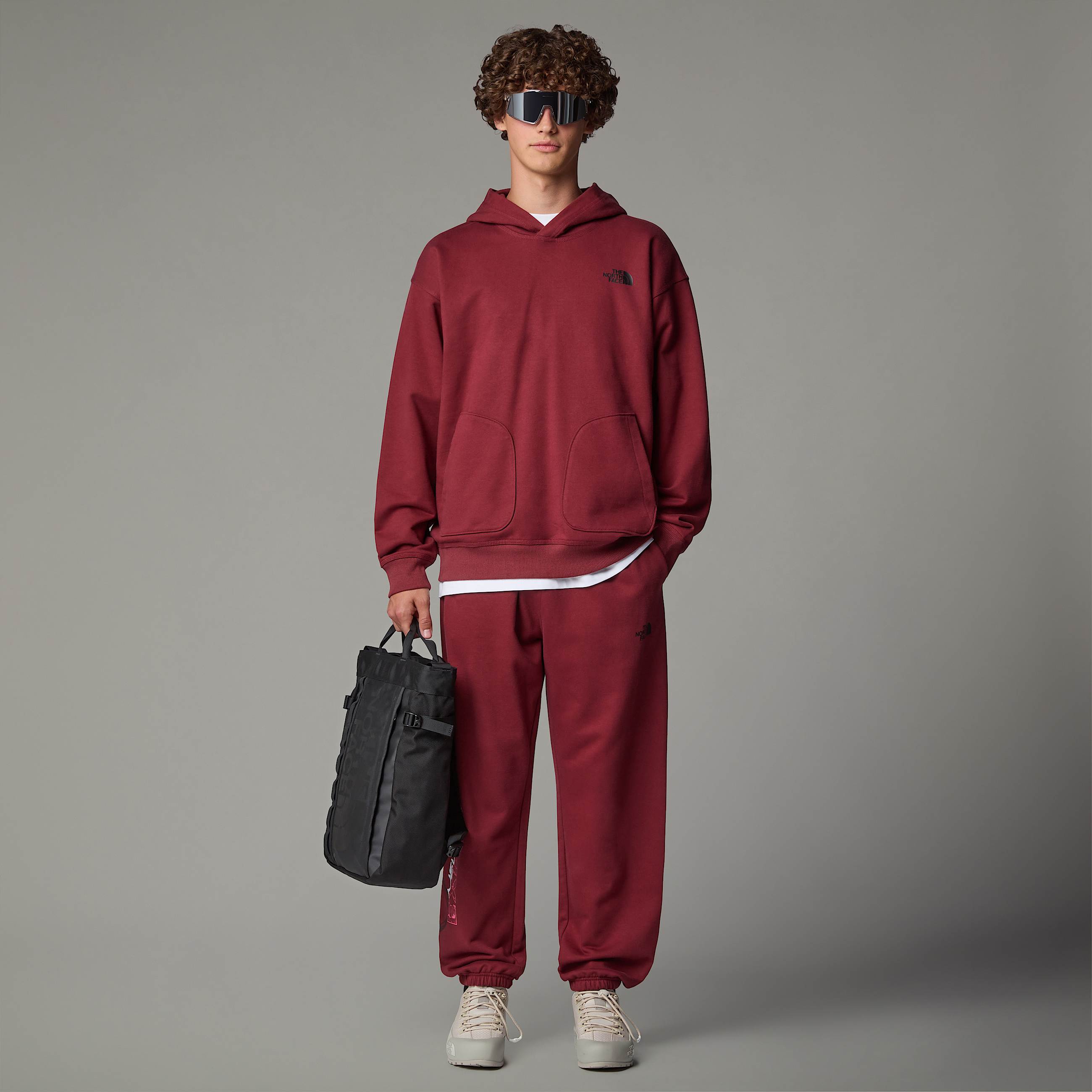 NSE Relaxed Joggers Unisex TNF ALT8