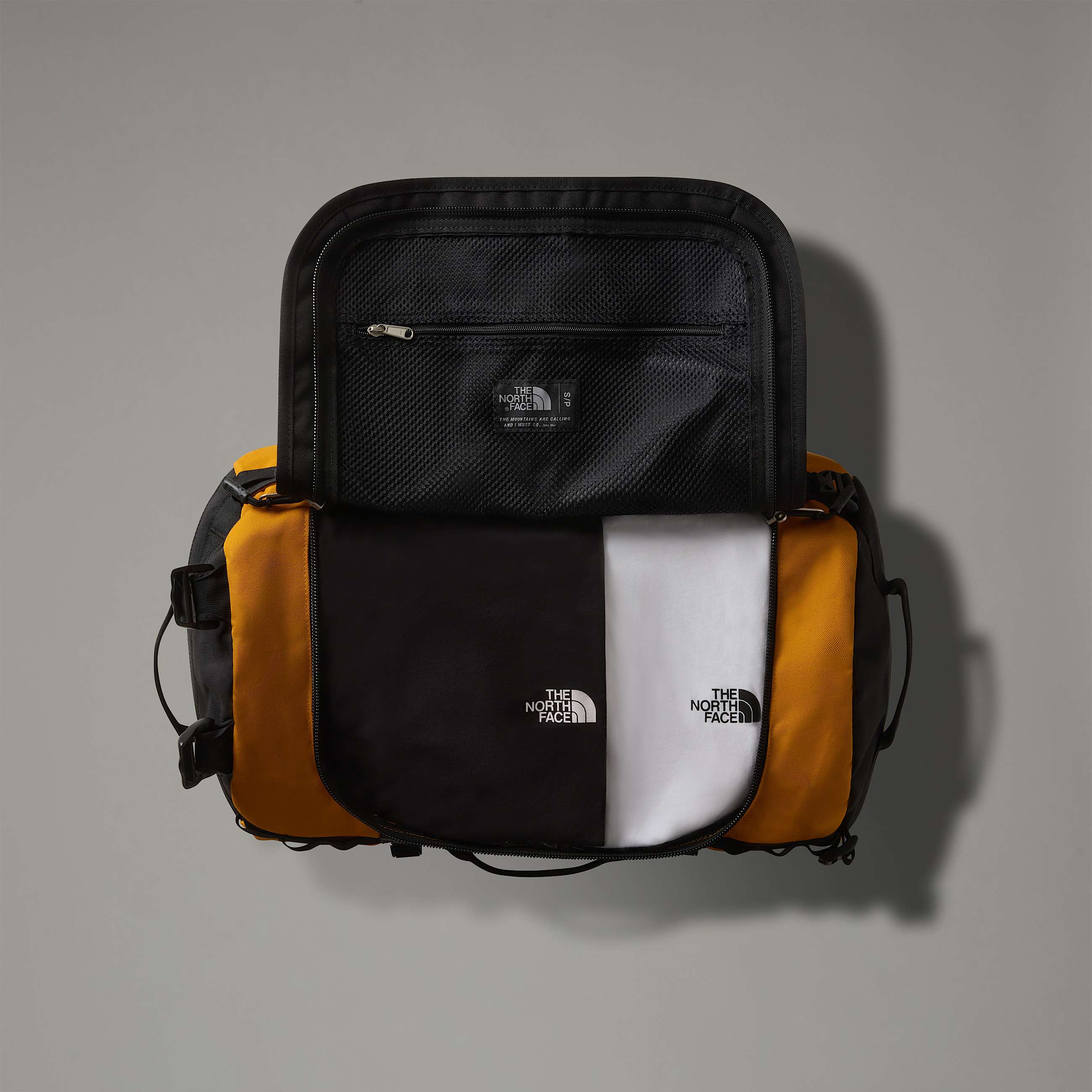 Gilman Duffel  Small TNF ALT2