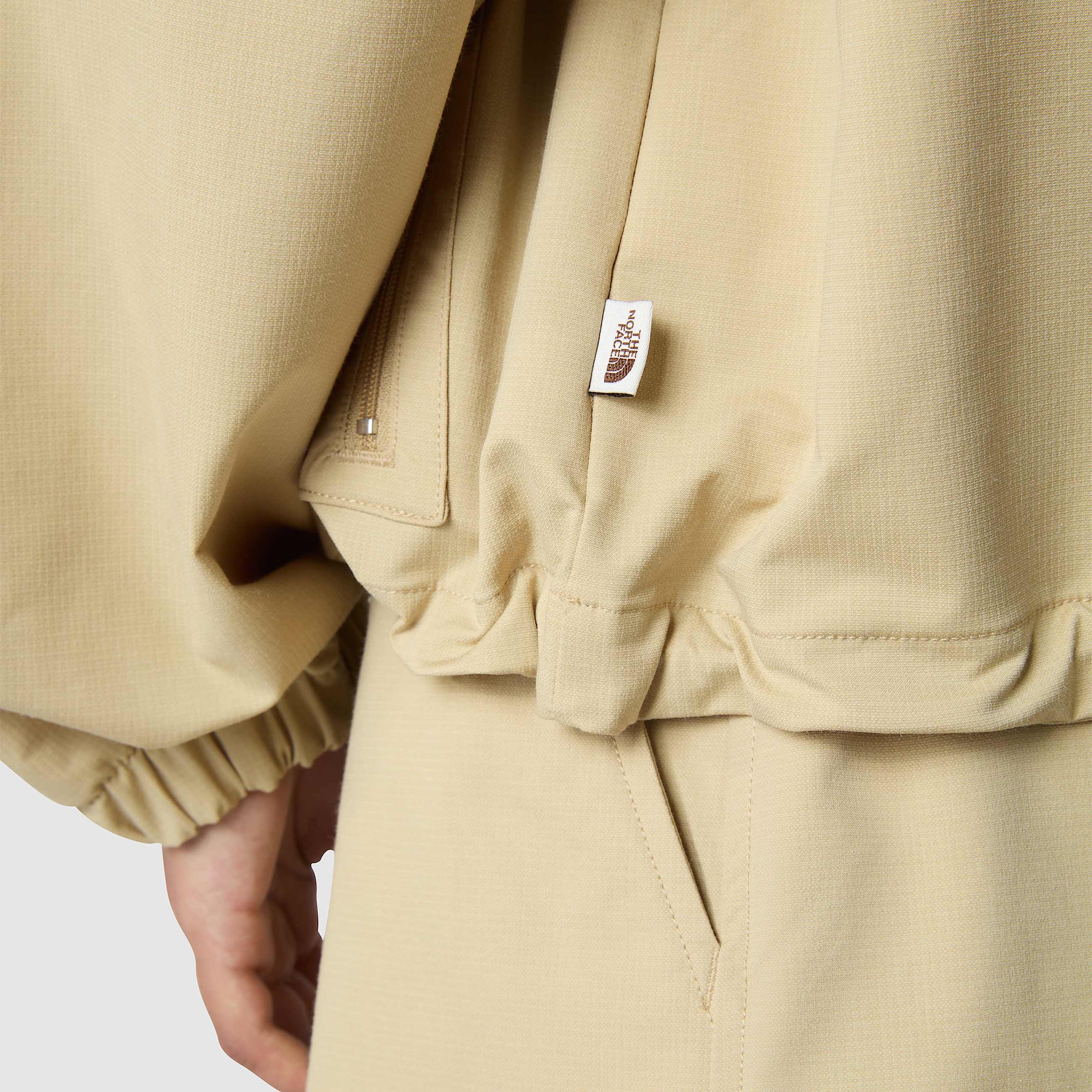 Damska koszulka z diagonalu M66 Tek TNF ALT9