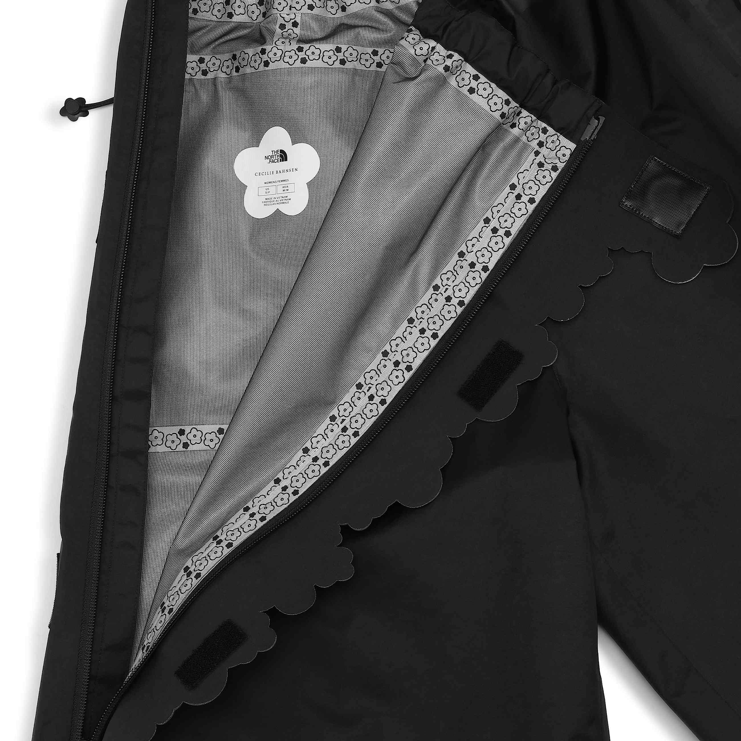 TNF X Cecilie Bahnsen Ellie Mountain Shorts TNF ALT3