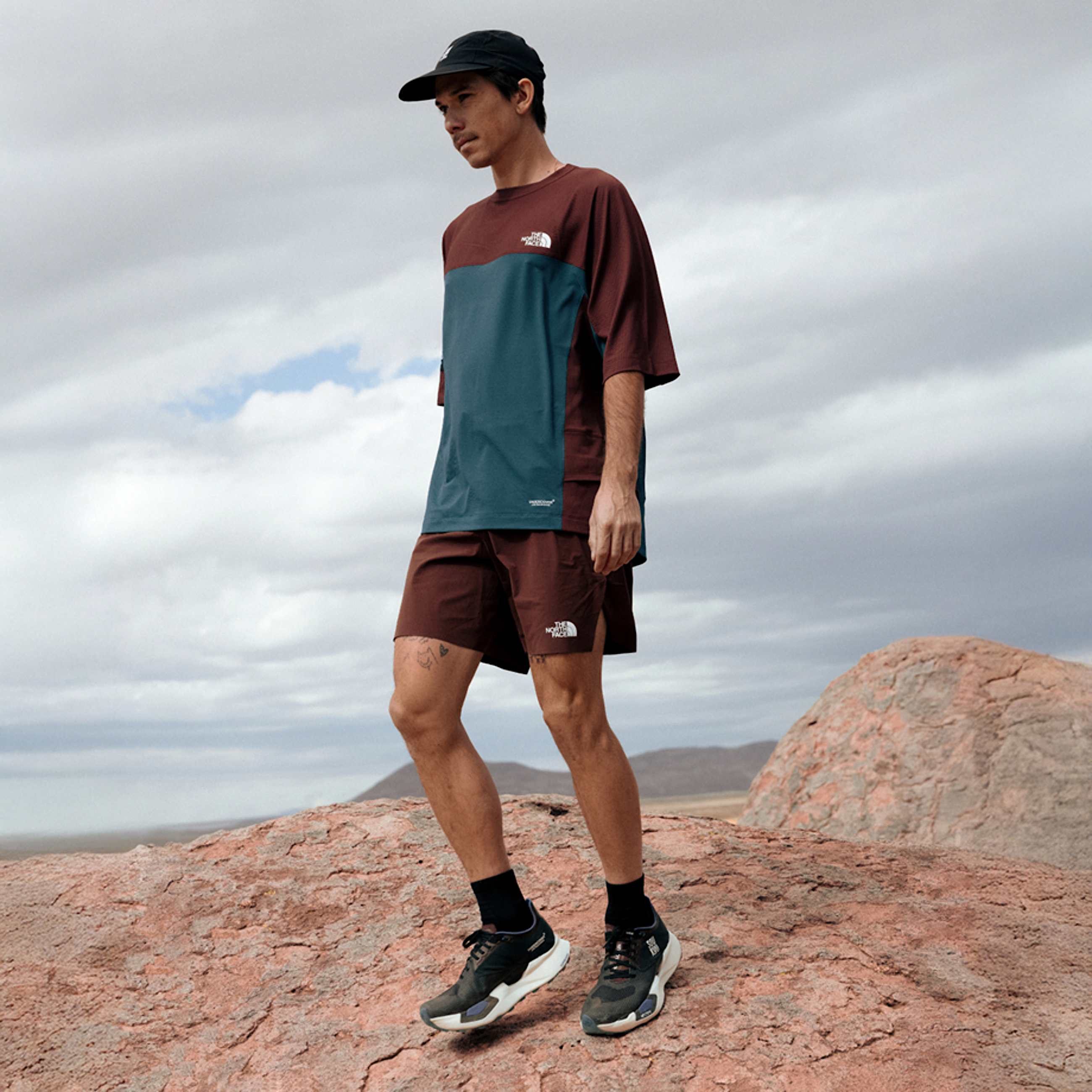 The North Face X Undercover Soukuu Trail Run Perforated Top TNF ALT3