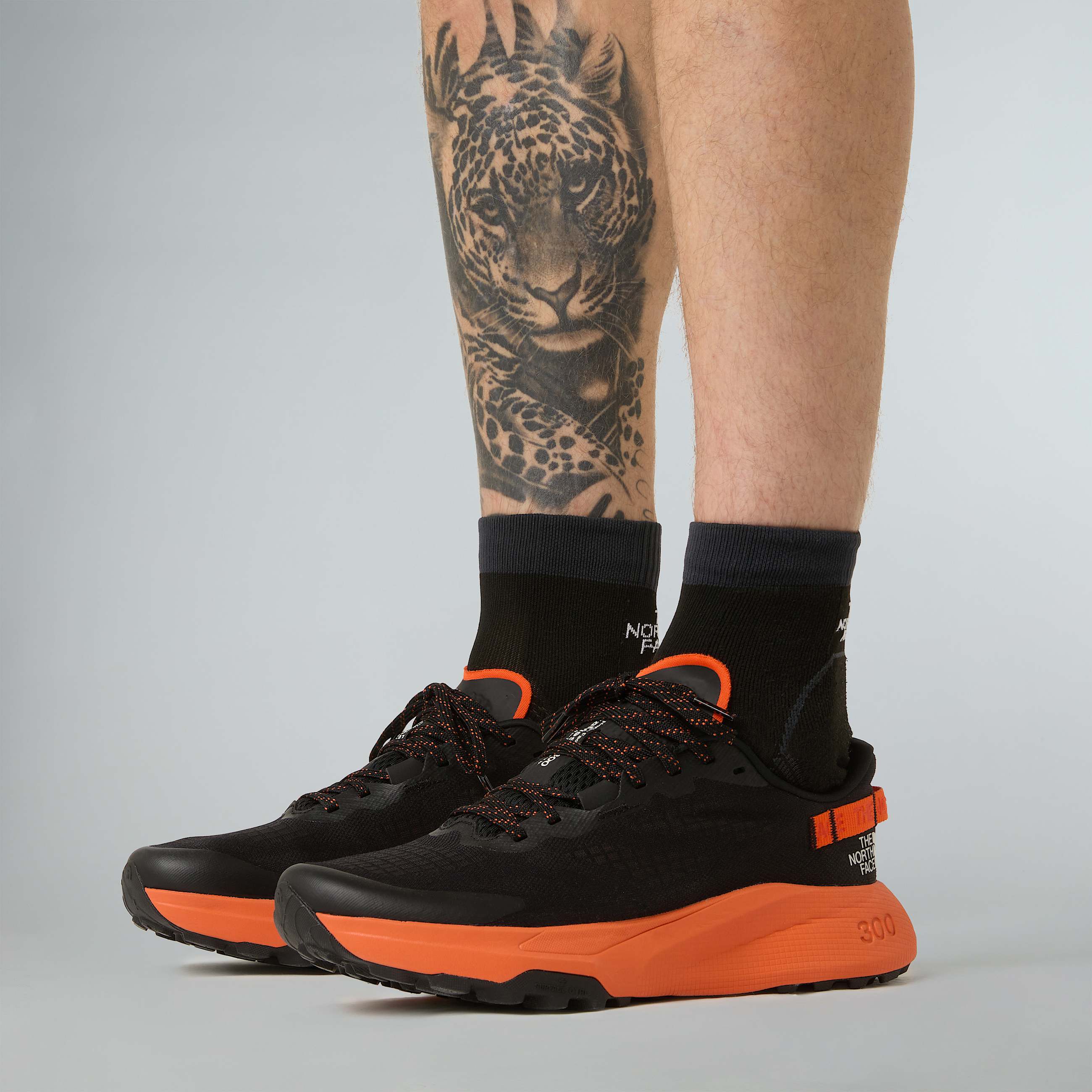 Mens Altamesa 300 Trail Running Shoes TNF TNF BlackSolar Flare ALT2