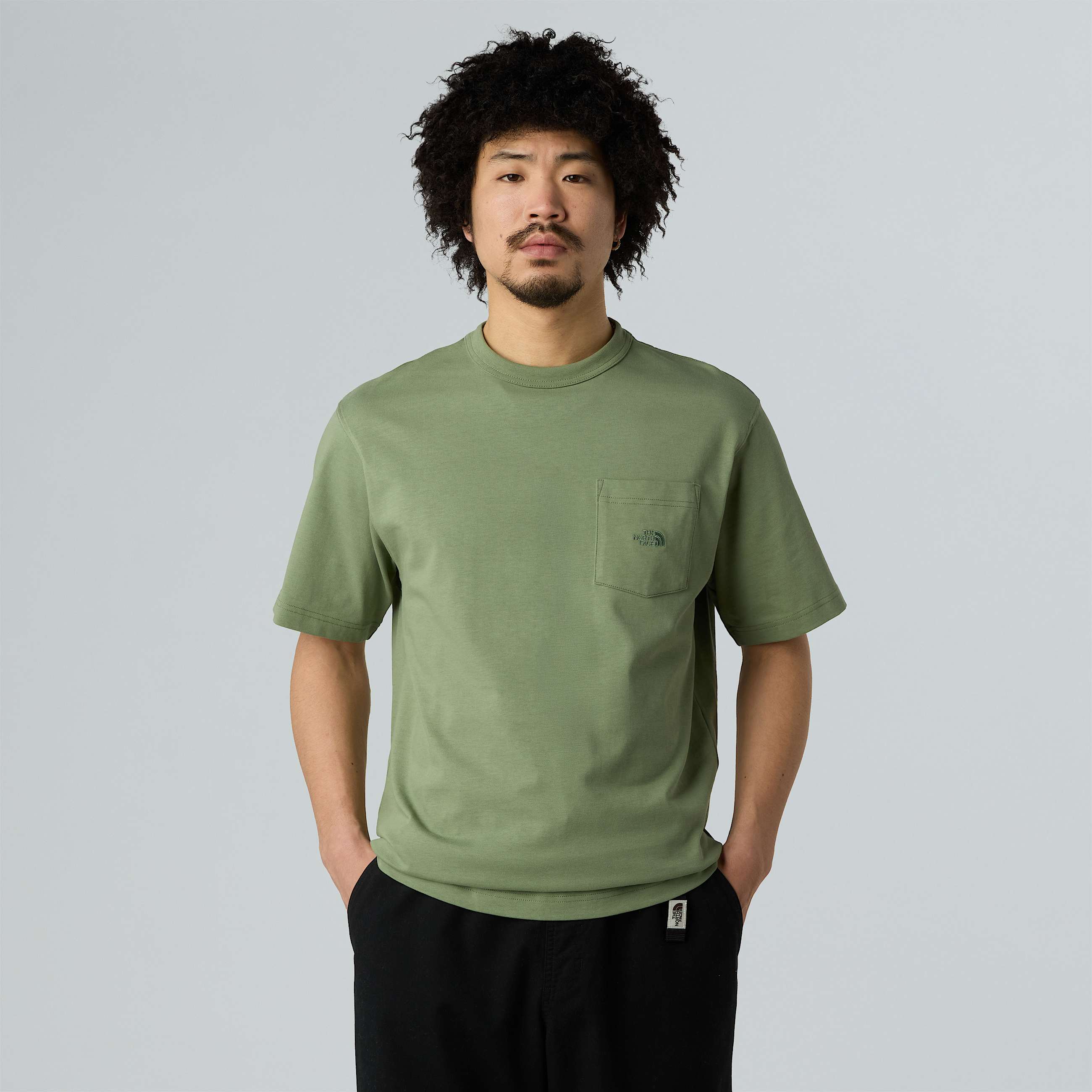 Dome Relaxed Pocket TShirt M TNF HERO