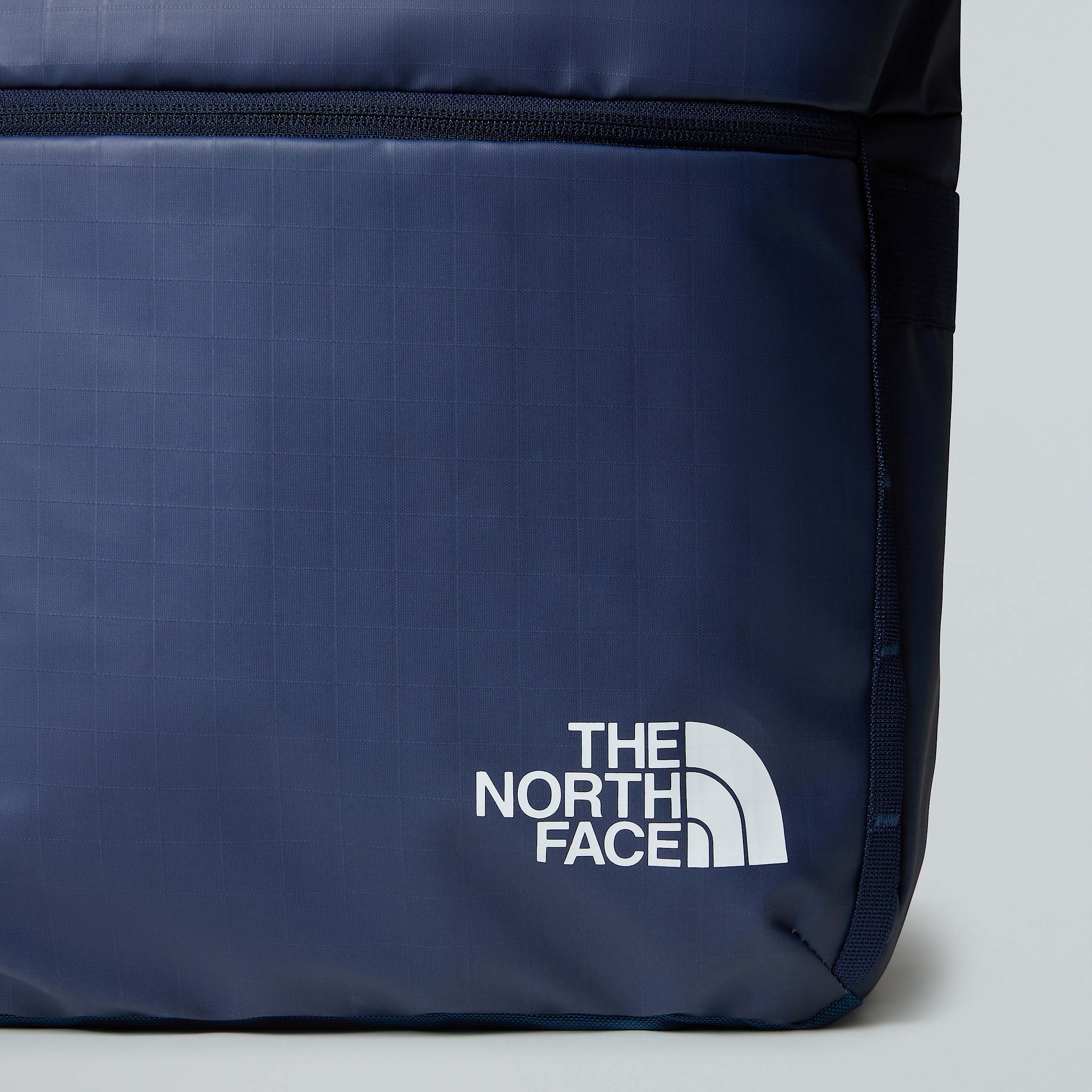 Base Camp Voyager Bag Rolltop TNF ALT3