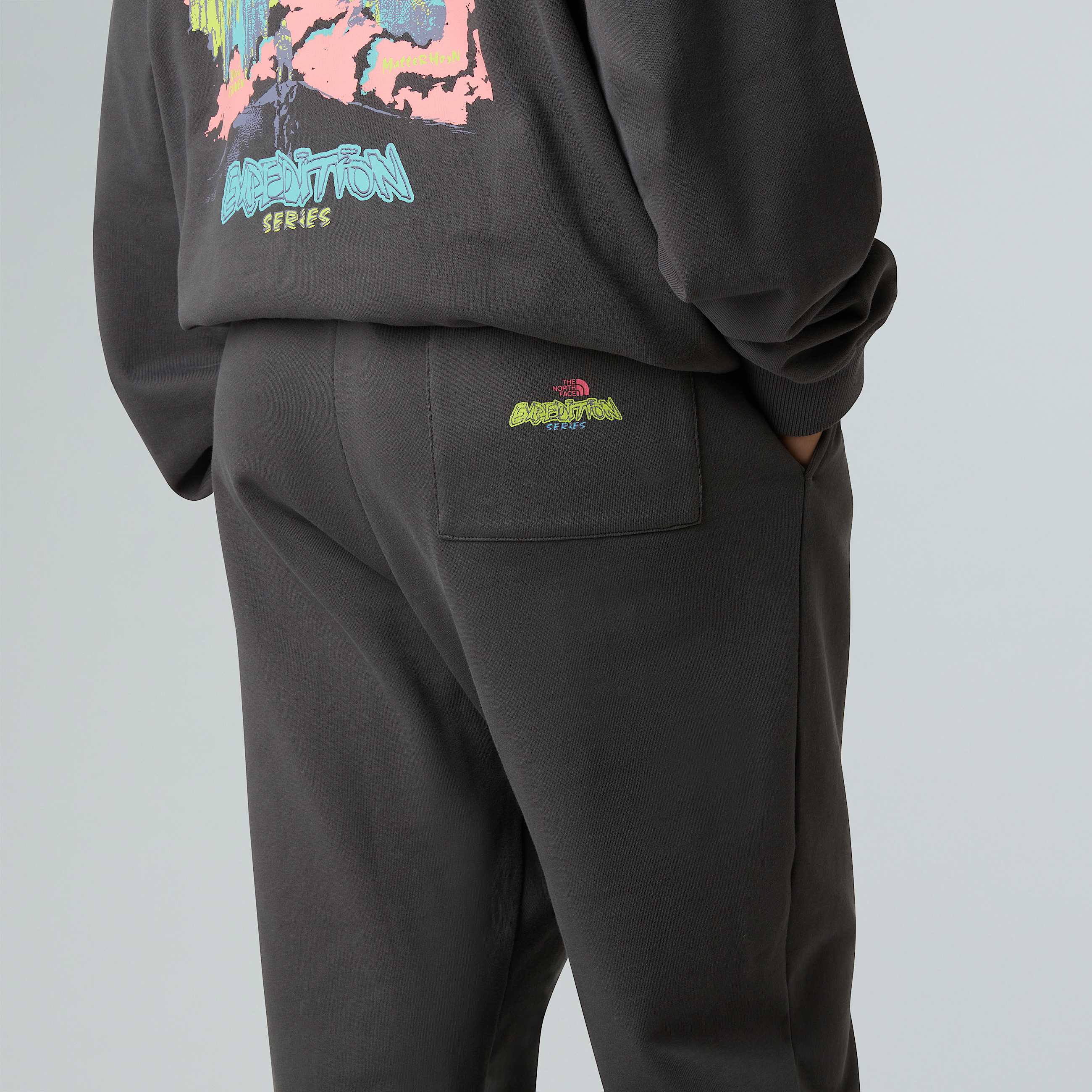 Expedition Celebration Relaxed Joggers Unisex TNF ALT13