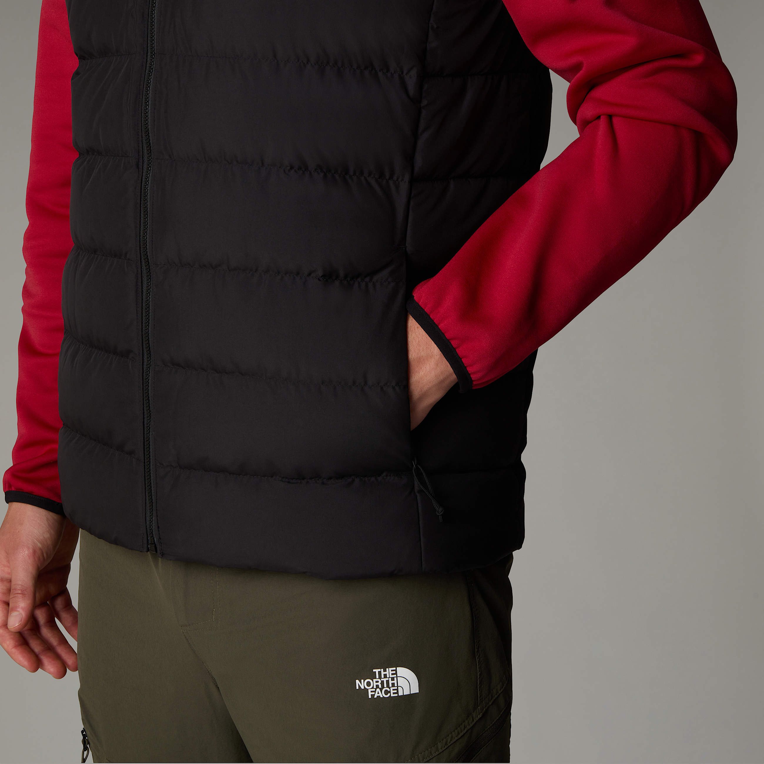 Mens Aconcagua III Gilet  TNF ALT7
