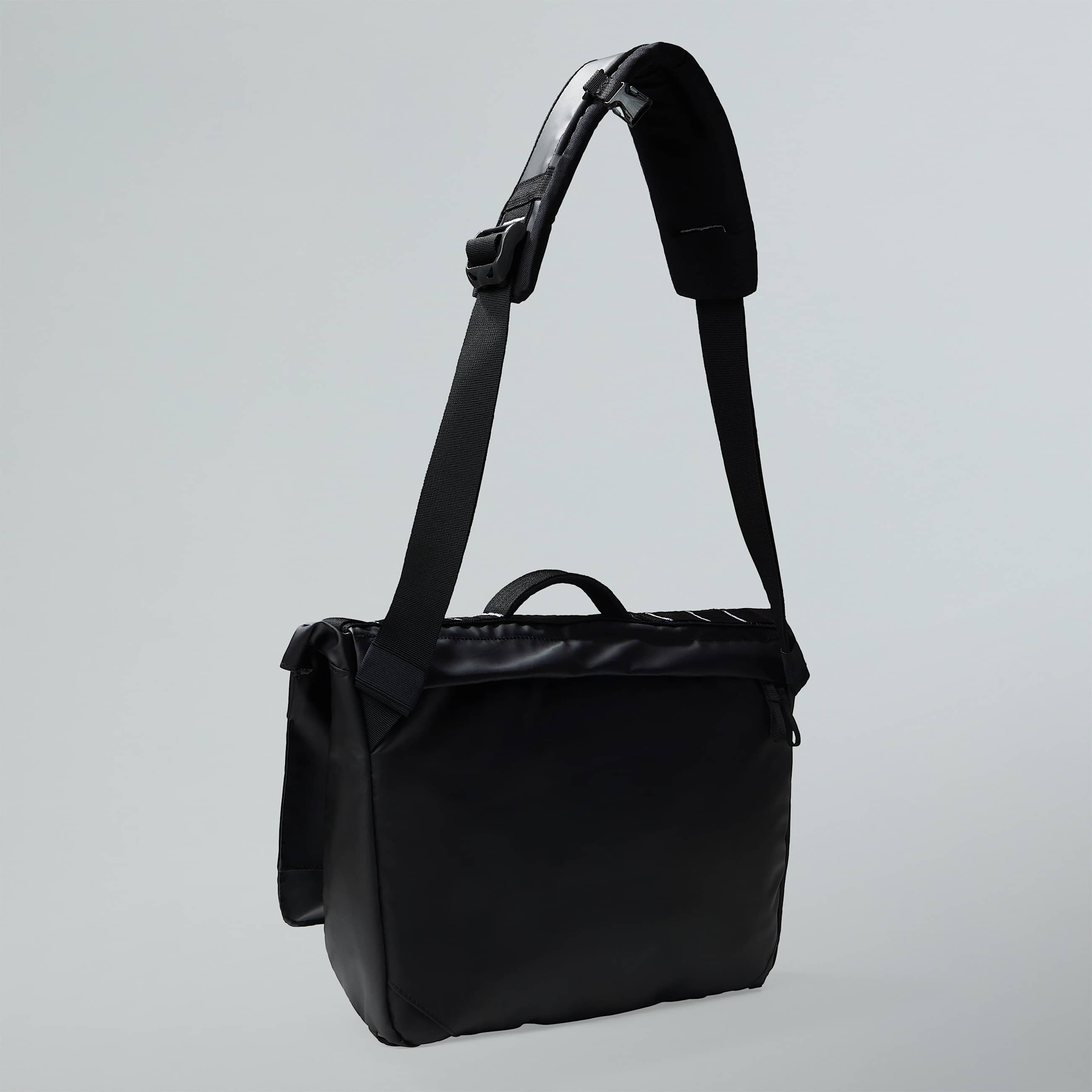 Base Camp Voyager Messenger Bag  TNF ALT2