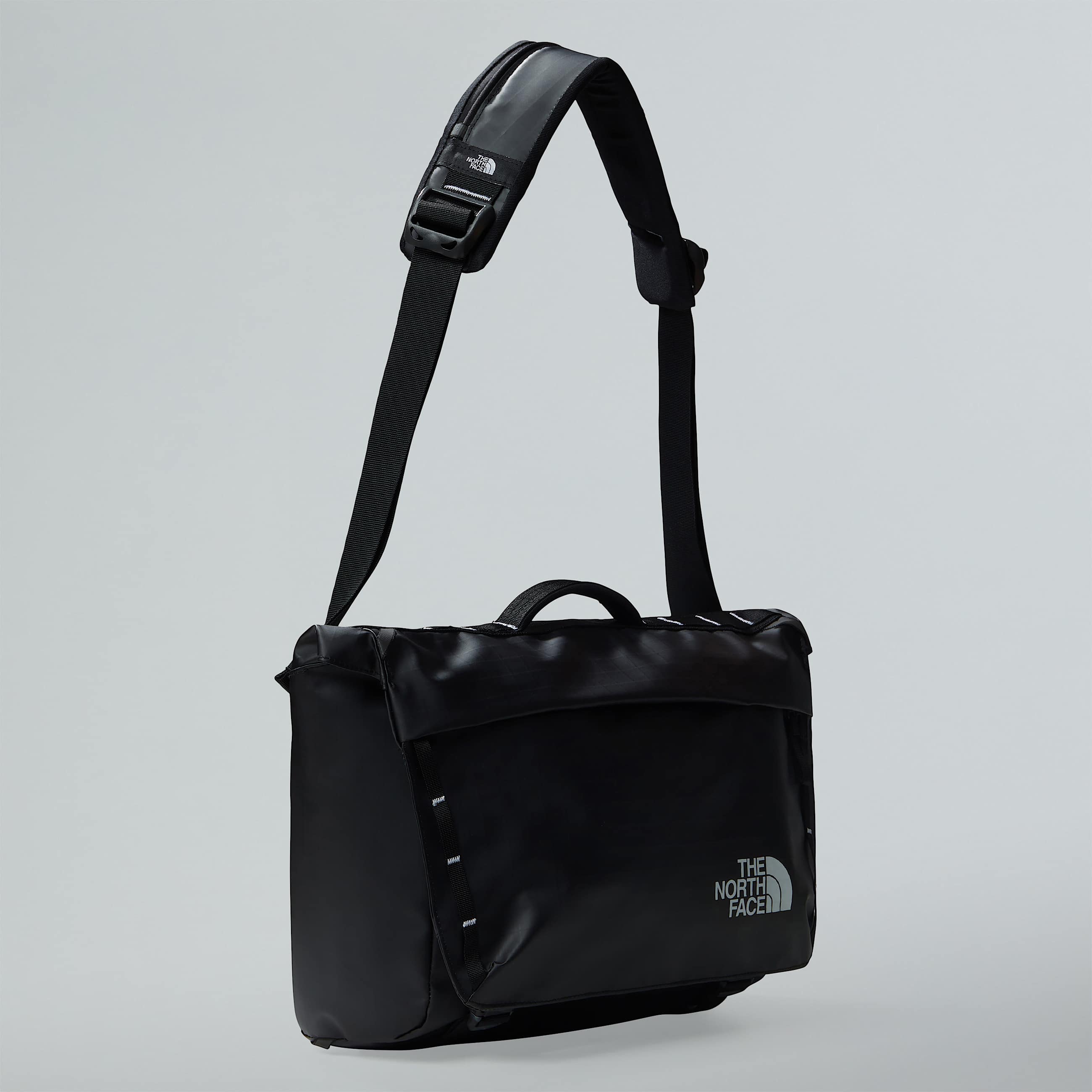 Base Camp Voyager Messenger Bag  TNF HERO