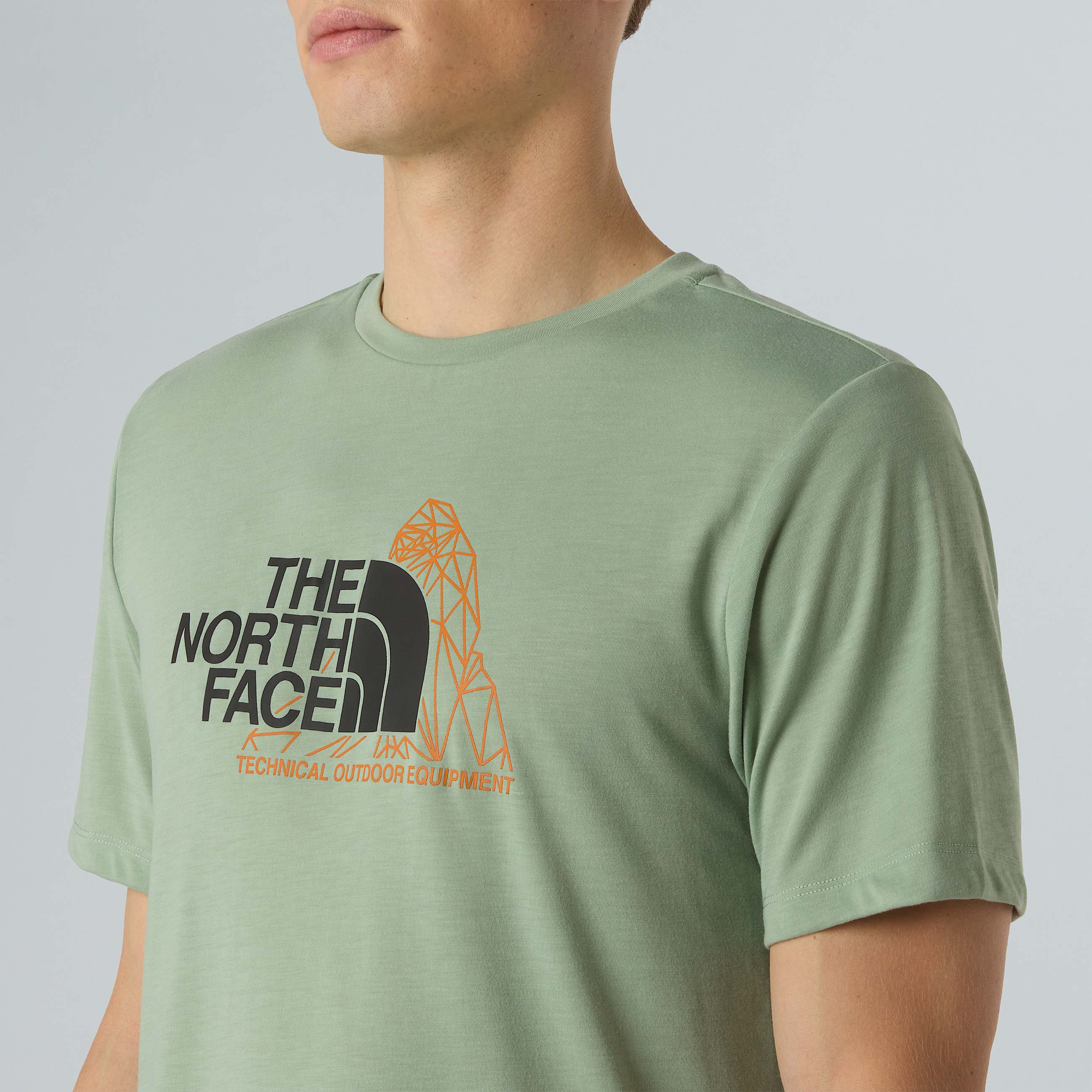 Tshirt Foundation Mountain con grafica da uomo TNF ALT3