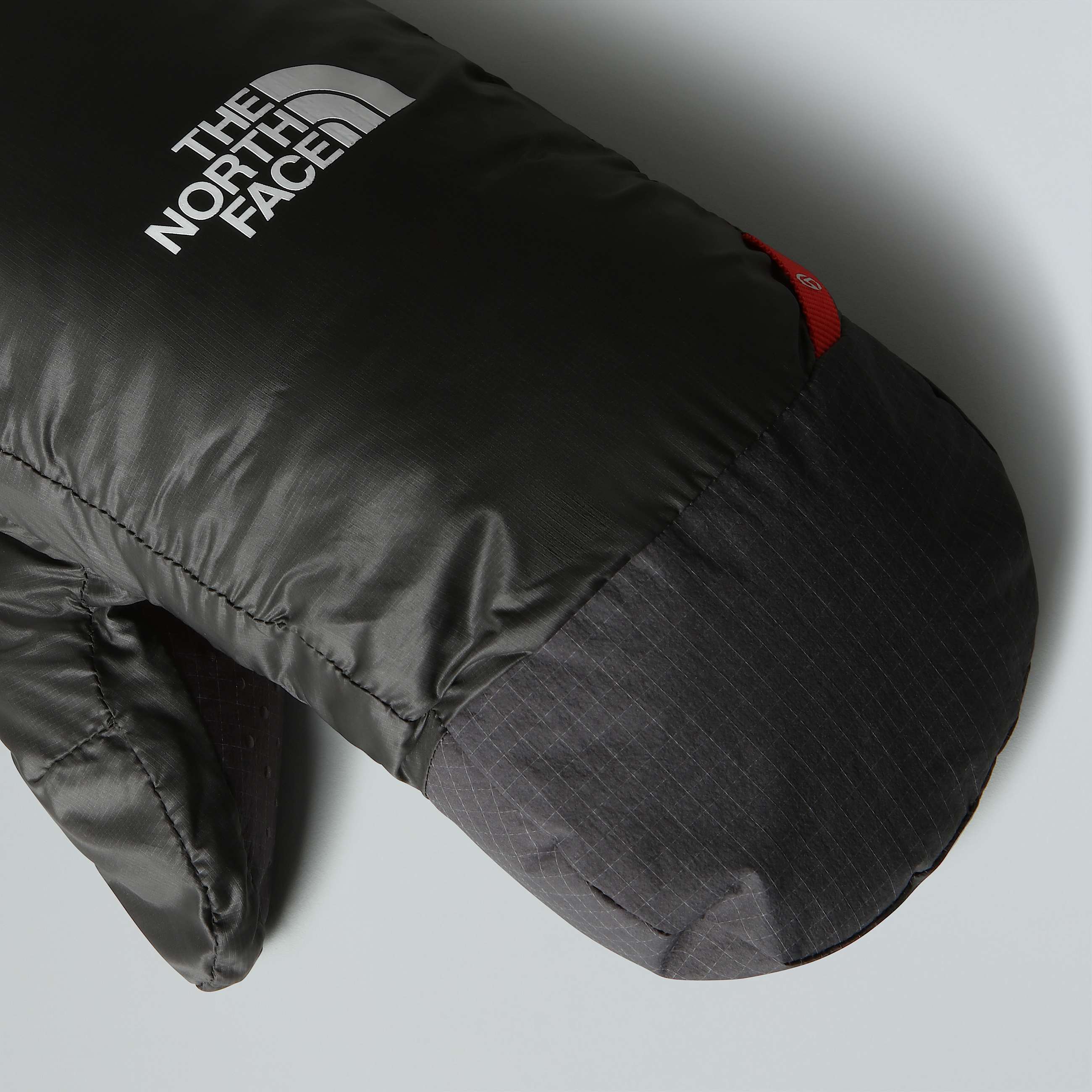 Summit AMK Down Mitten TNF ALT2