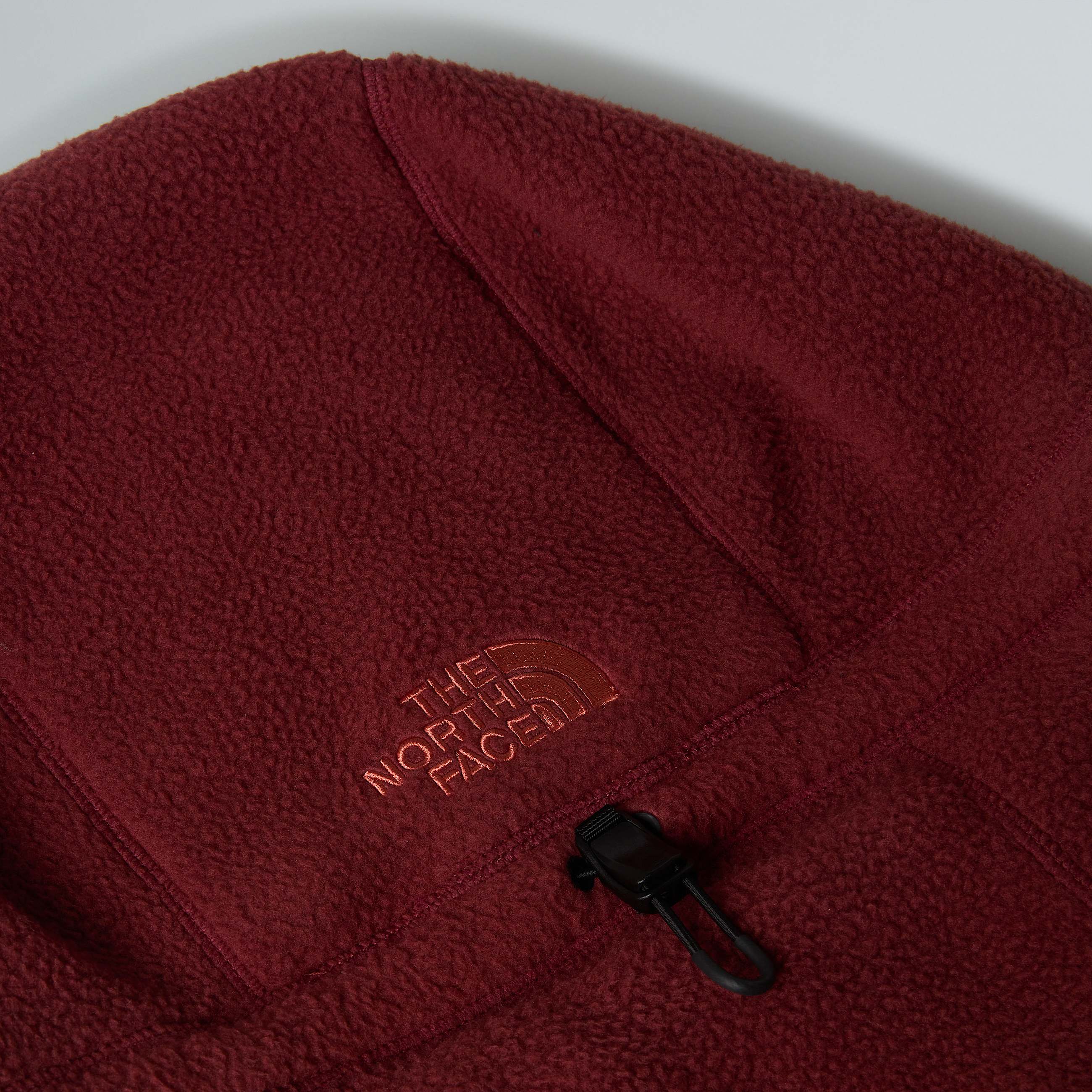 Hood Whimzy Powder TNF ALT4