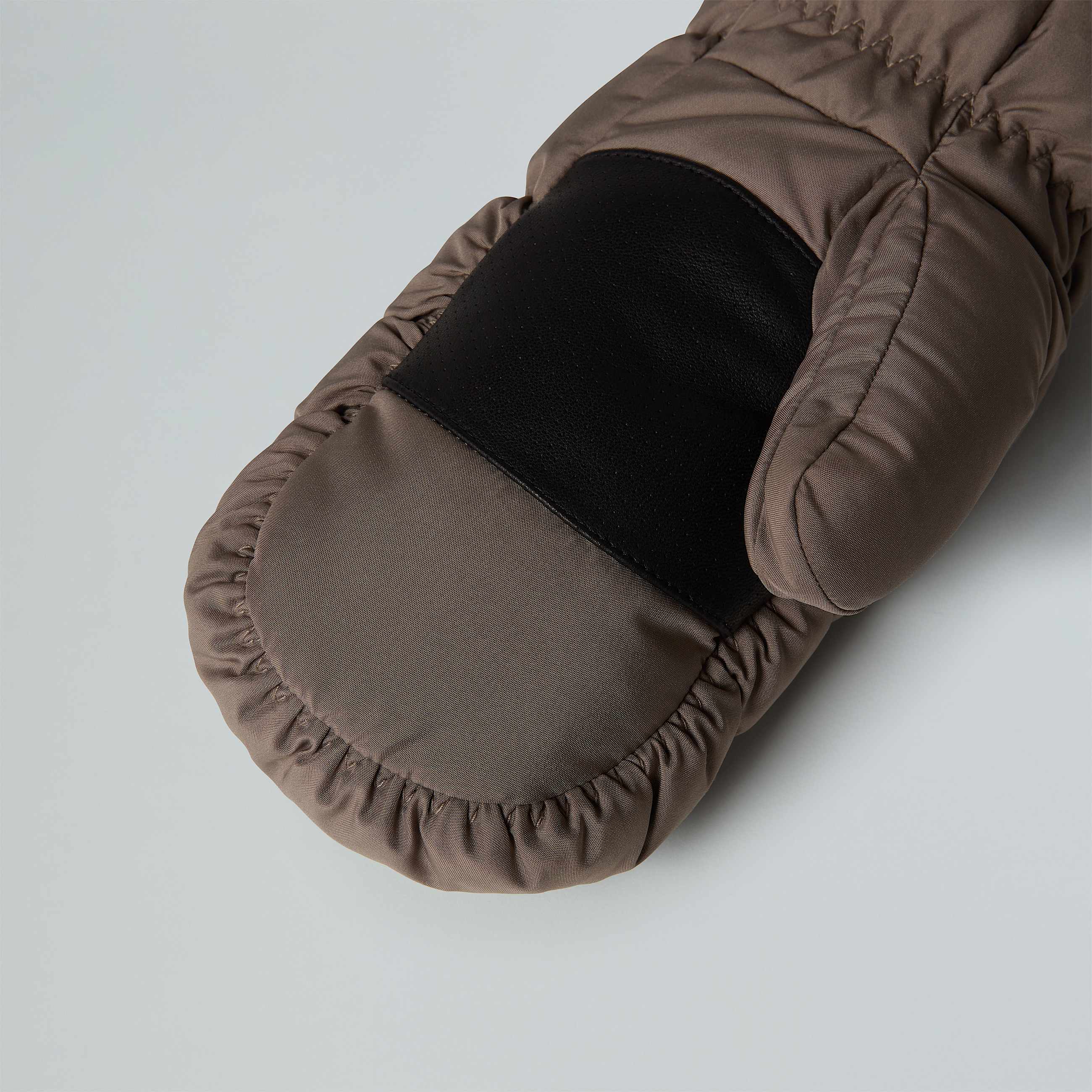 Montana Puffer Mittens TNF Mocha Brown ALT2