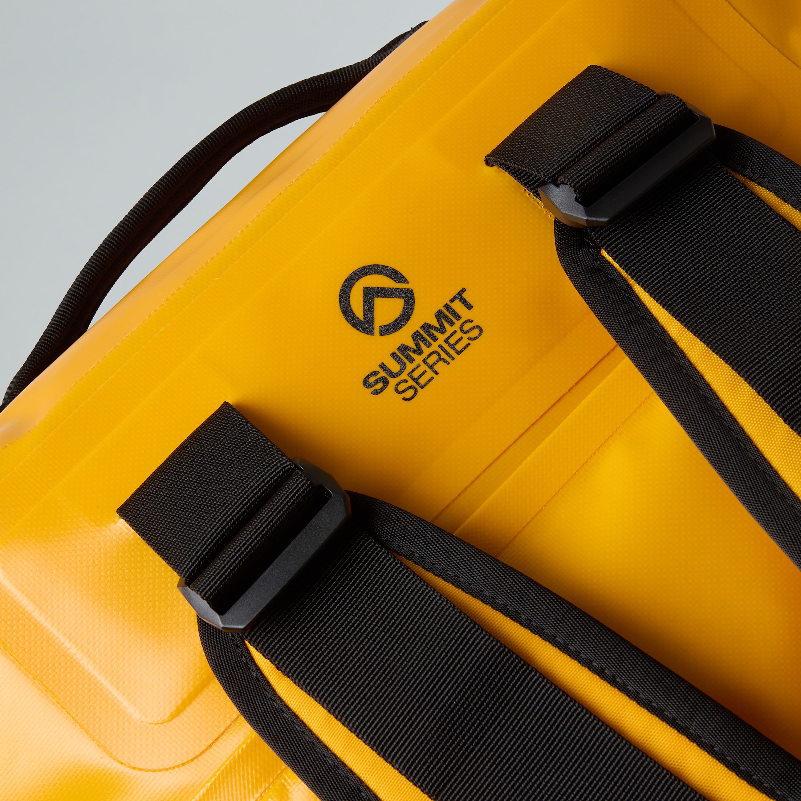 Summit Duffel AMK TNF ALT11