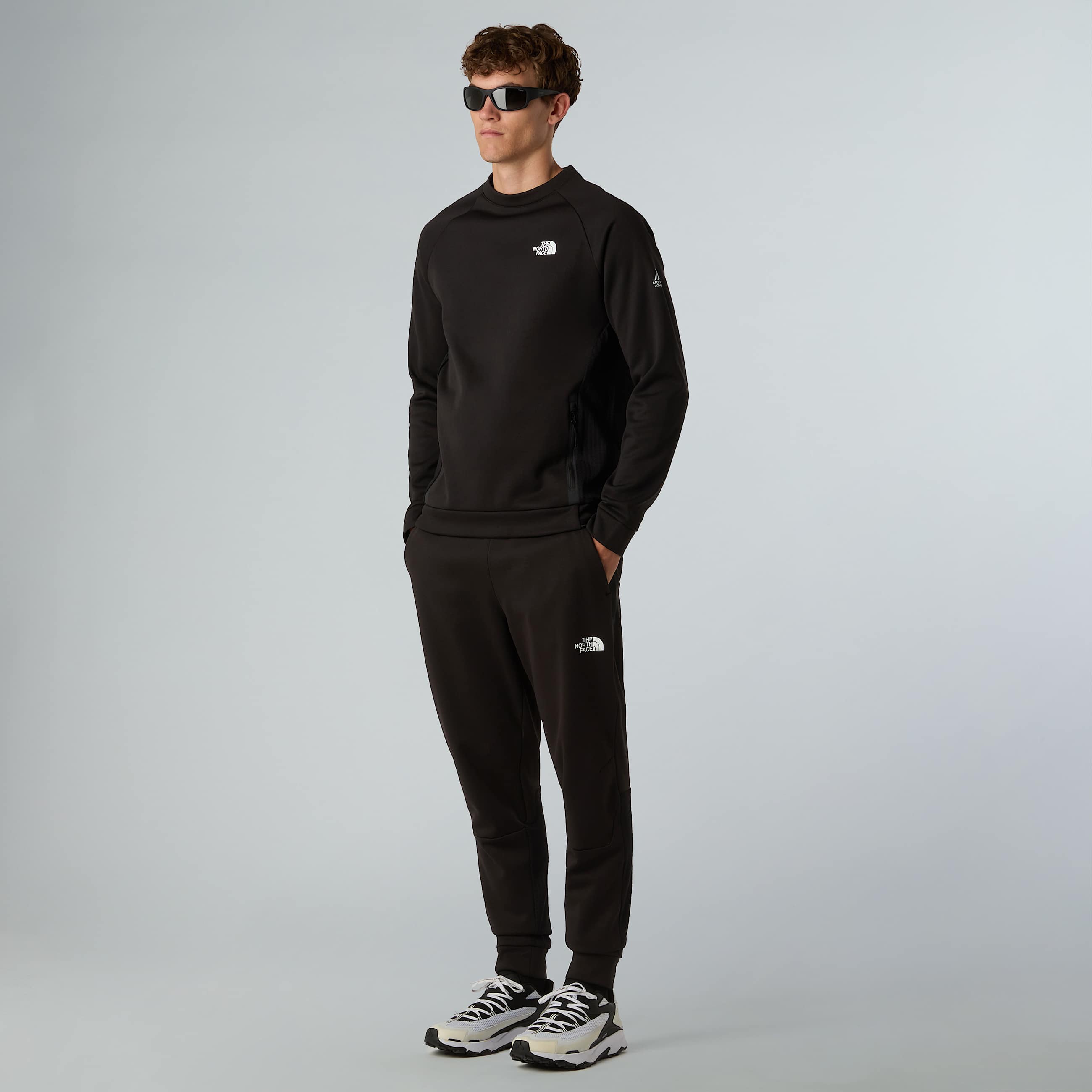 Mens VECTIV Taraval Hiking Shoes TNF ALT3