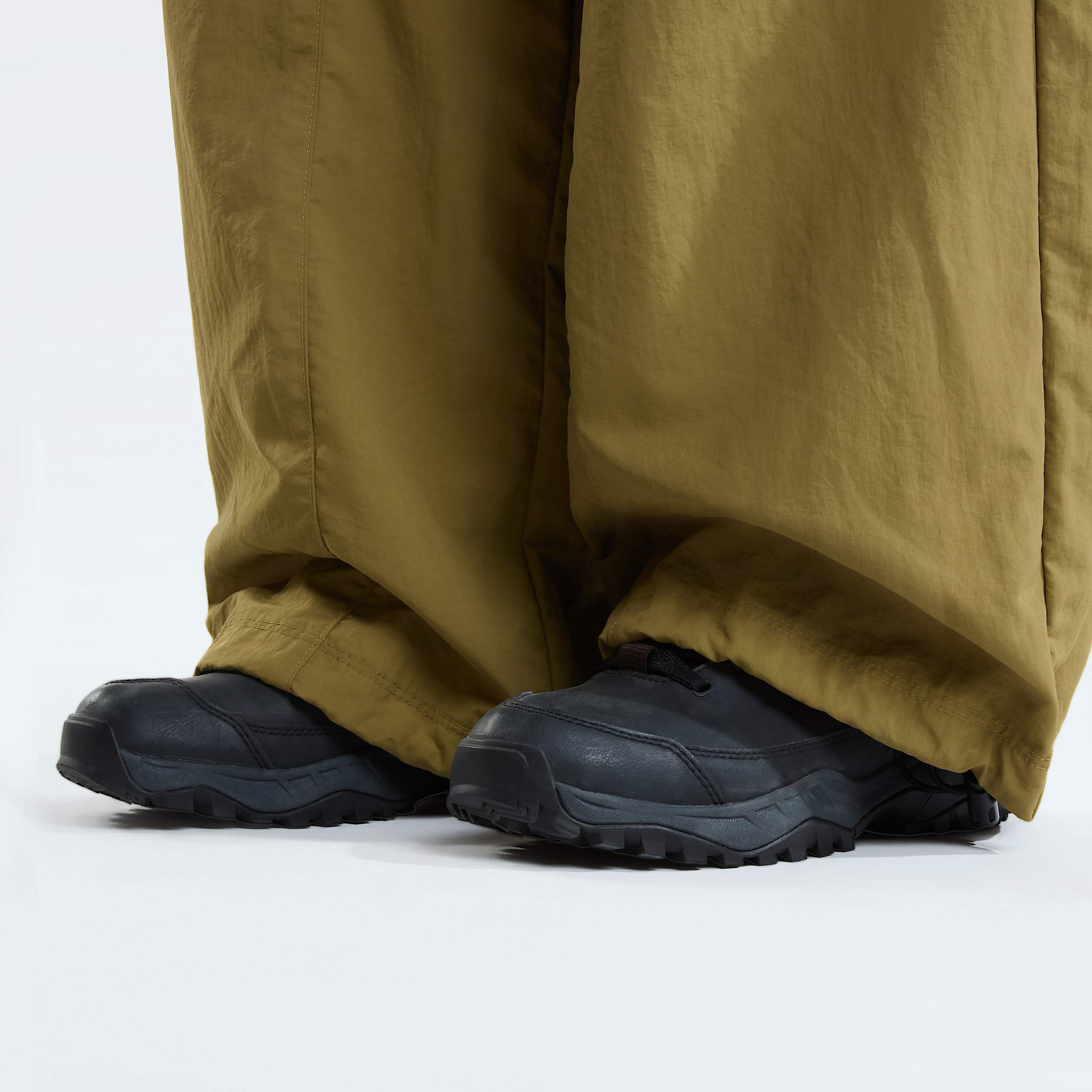 Womens Storm Strike III Waterproof Hiking Boots TNF TNF BlackAsphalt Grey ALT4