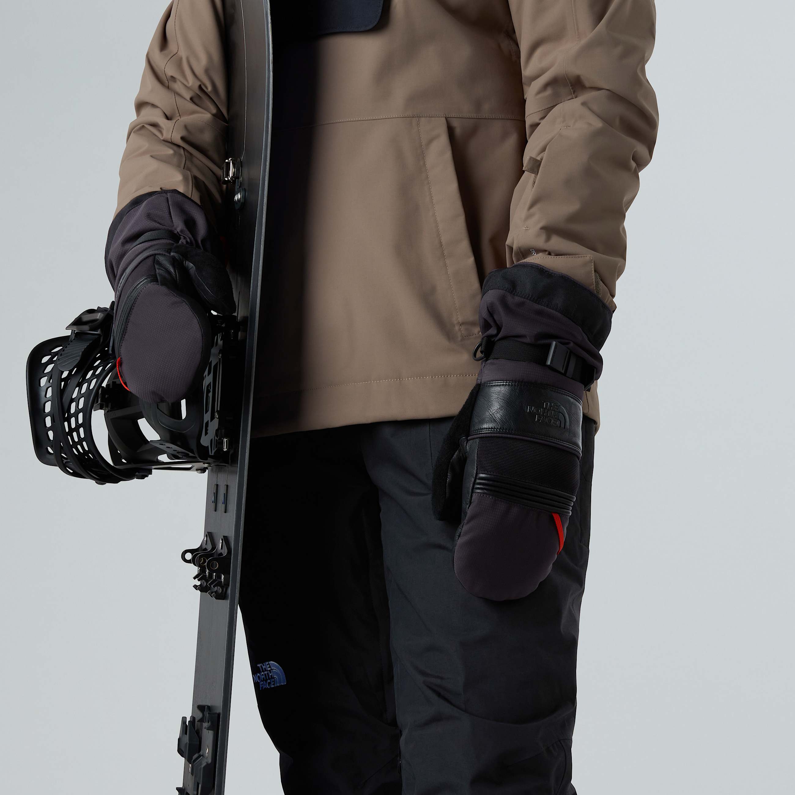 Montana Pro GORETEX Mitten TNF ALT1