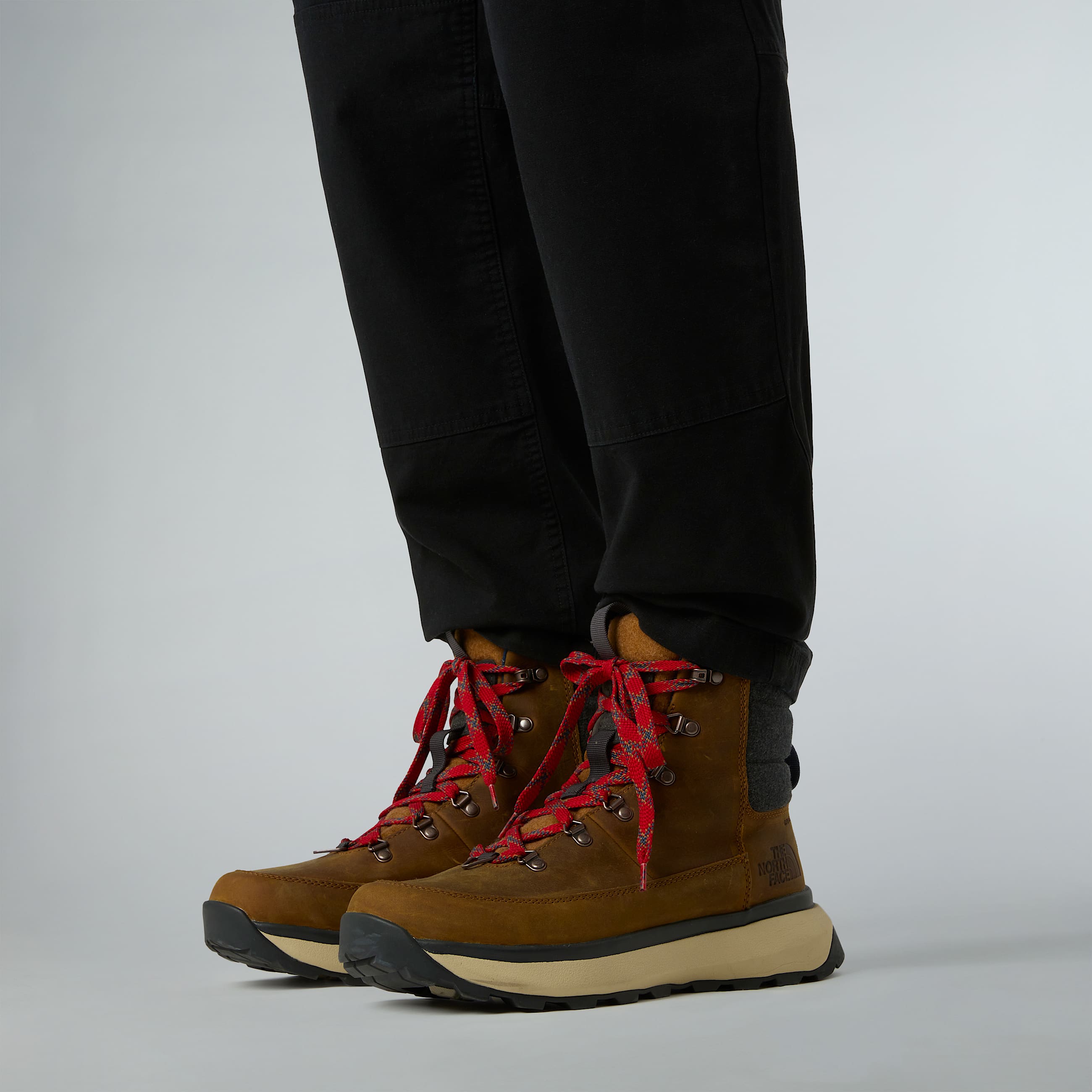 Bergen Leather Waterproof Snow Boots M TNF ALT2