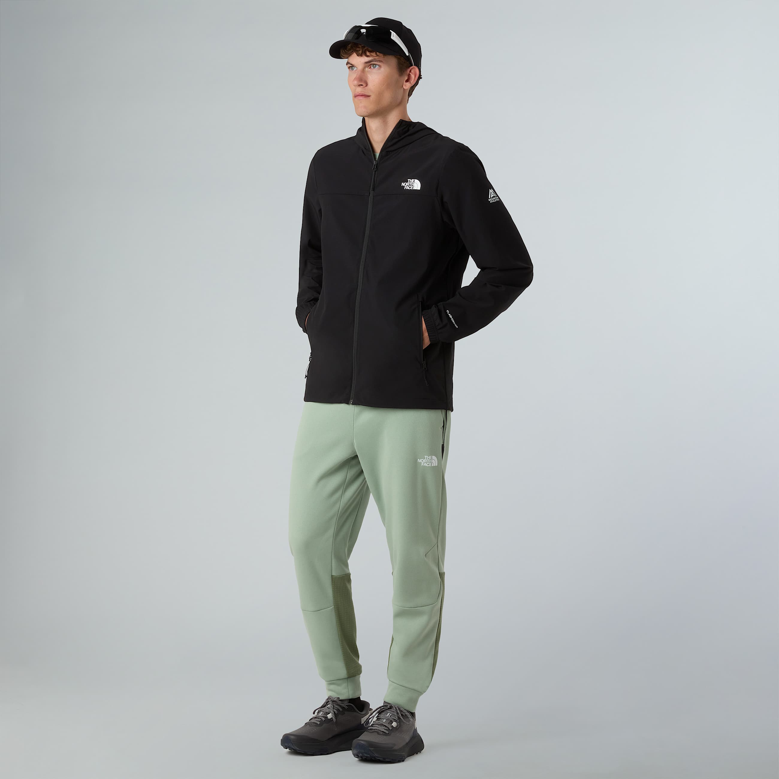 Mountain Athletics Hooded Wind Jacket M TNF ALT1