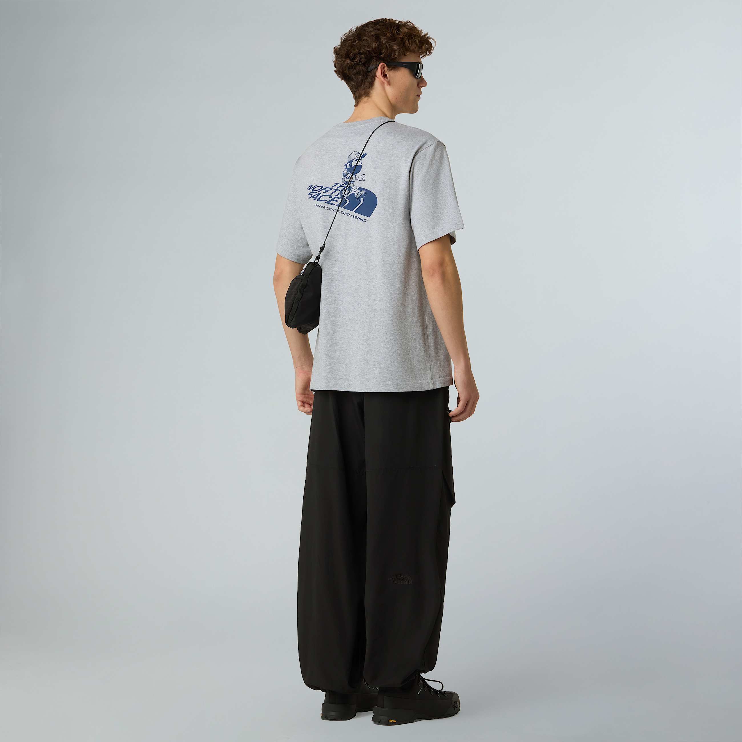 Run Graphic Relaxed TShirt Unisex TNF ALT4