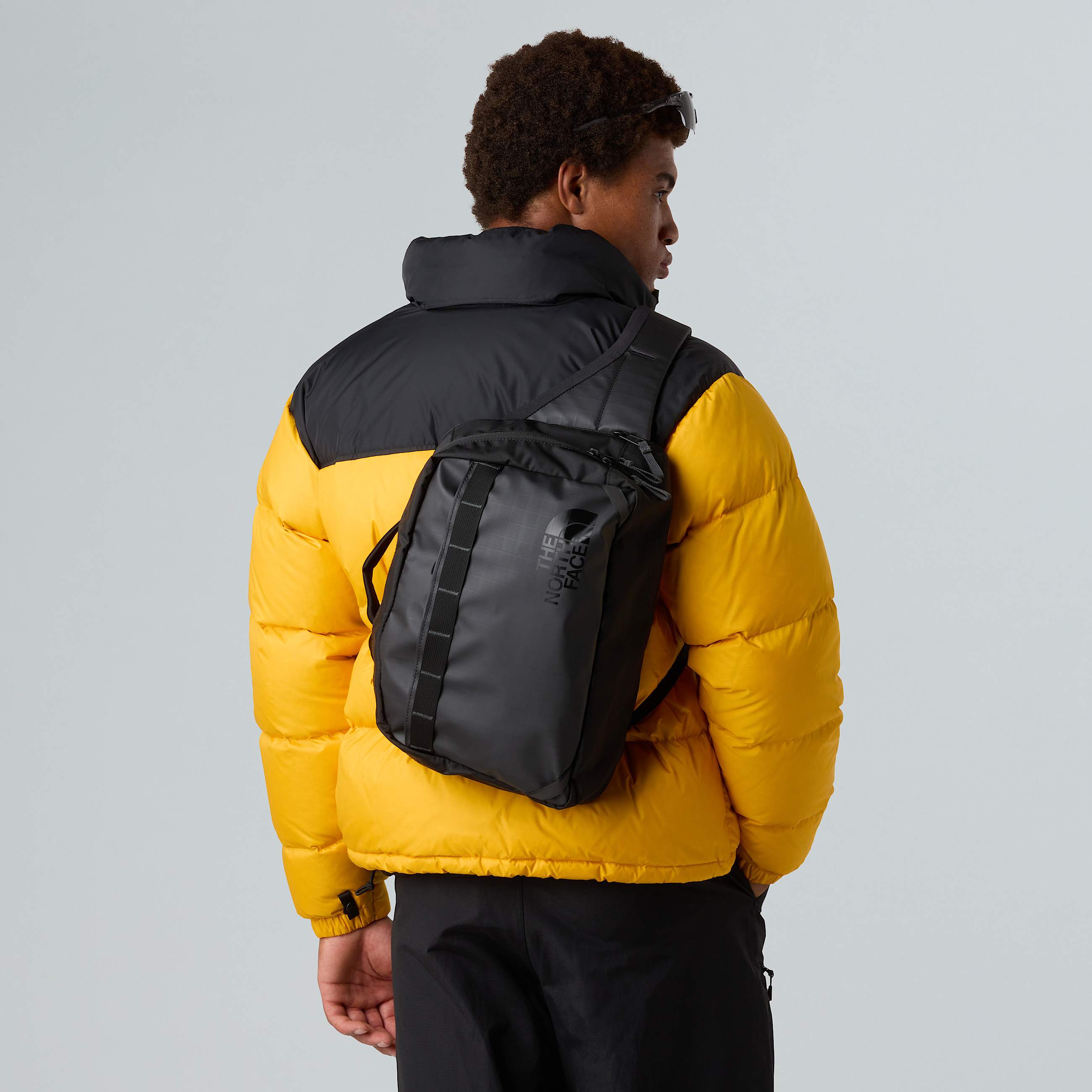 Zaino monospalla Base Camp Voyager TNF ALT1