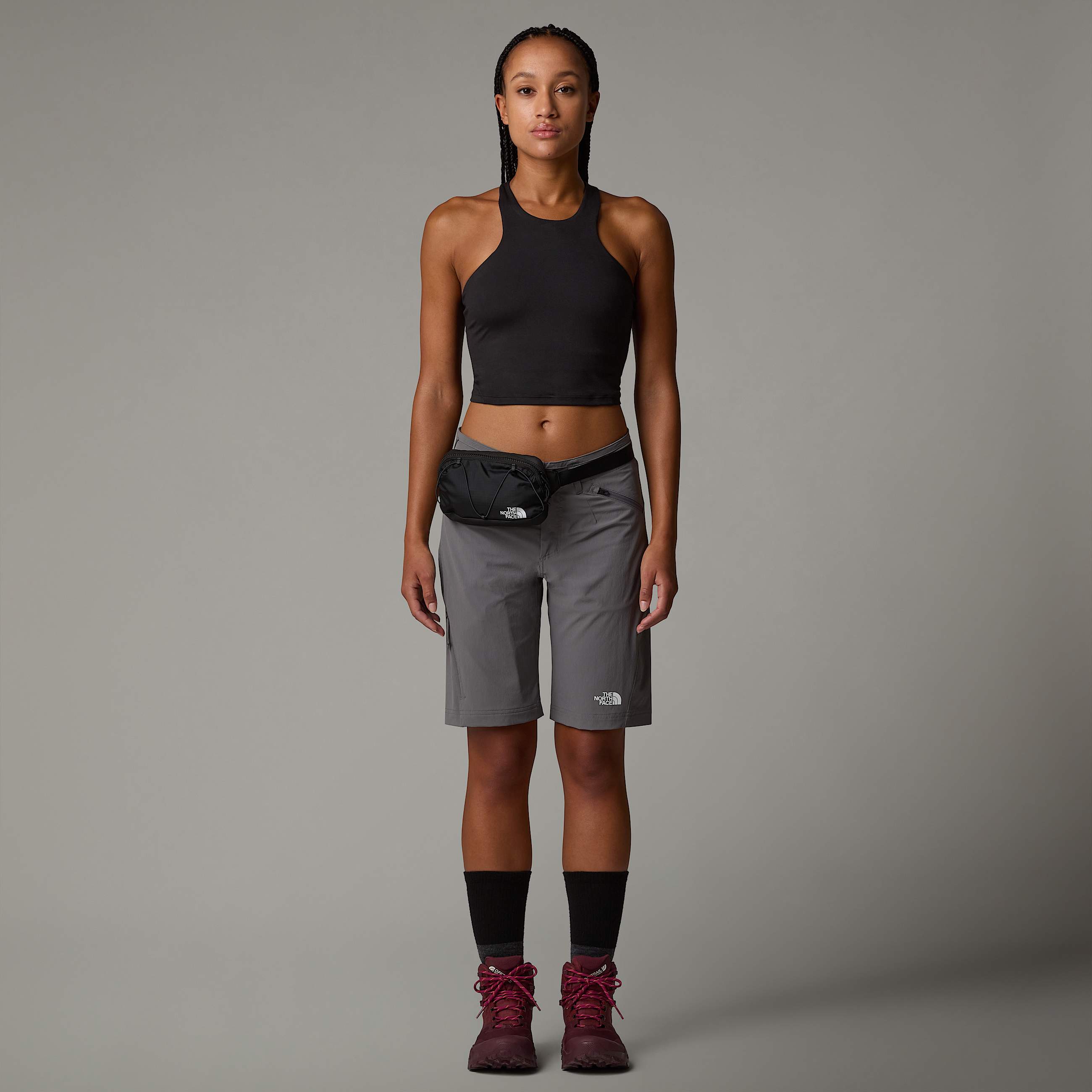 Pantaloncini slim straight Beshtor da donna TNF ALT5