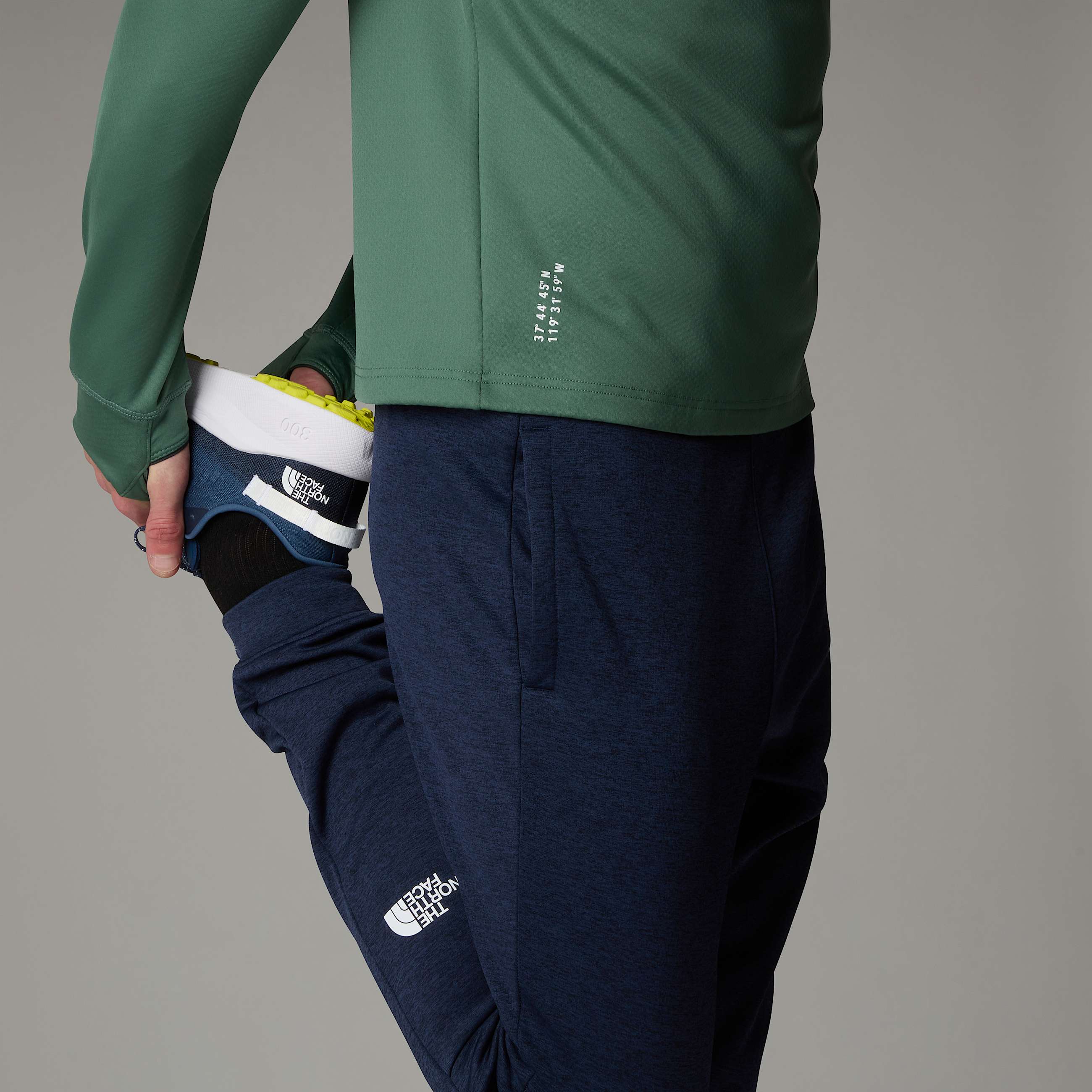 Kikash Warm LongSleeve TShirt M TNF ALT9