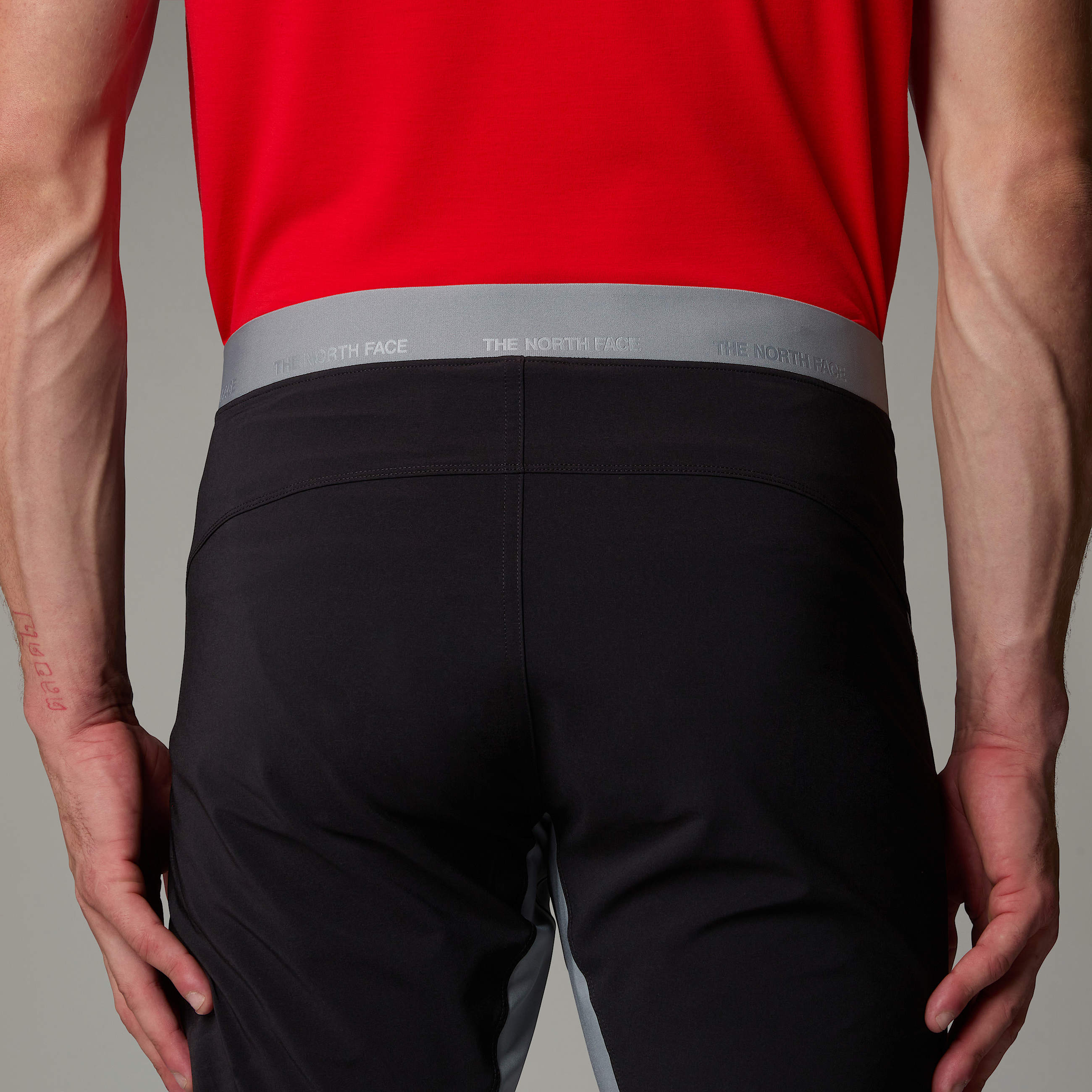 Felik schmalgeschnittene Hose fr Herren TNF ALT12