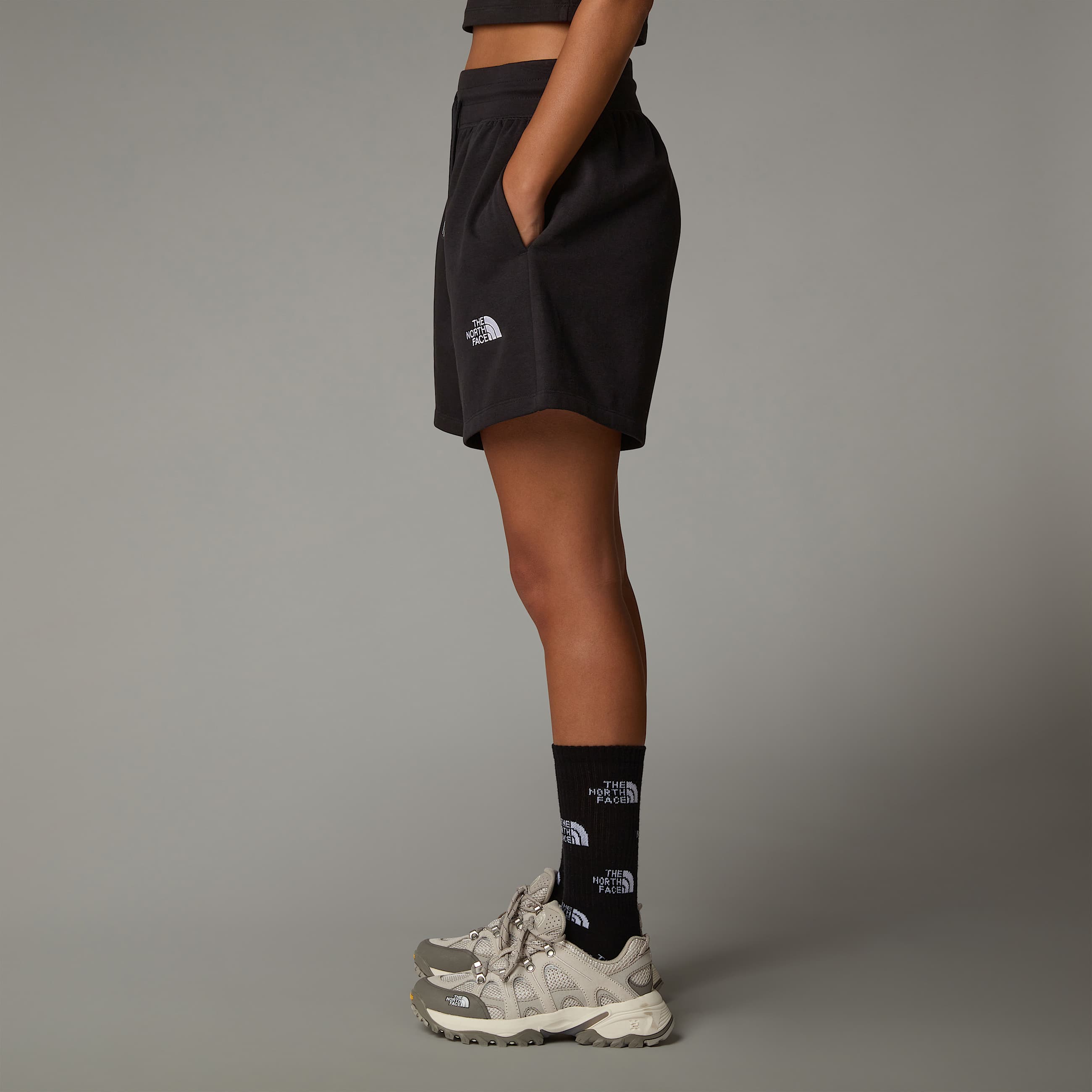 Essential relaxte Shorts fr Damen TNF ALT6