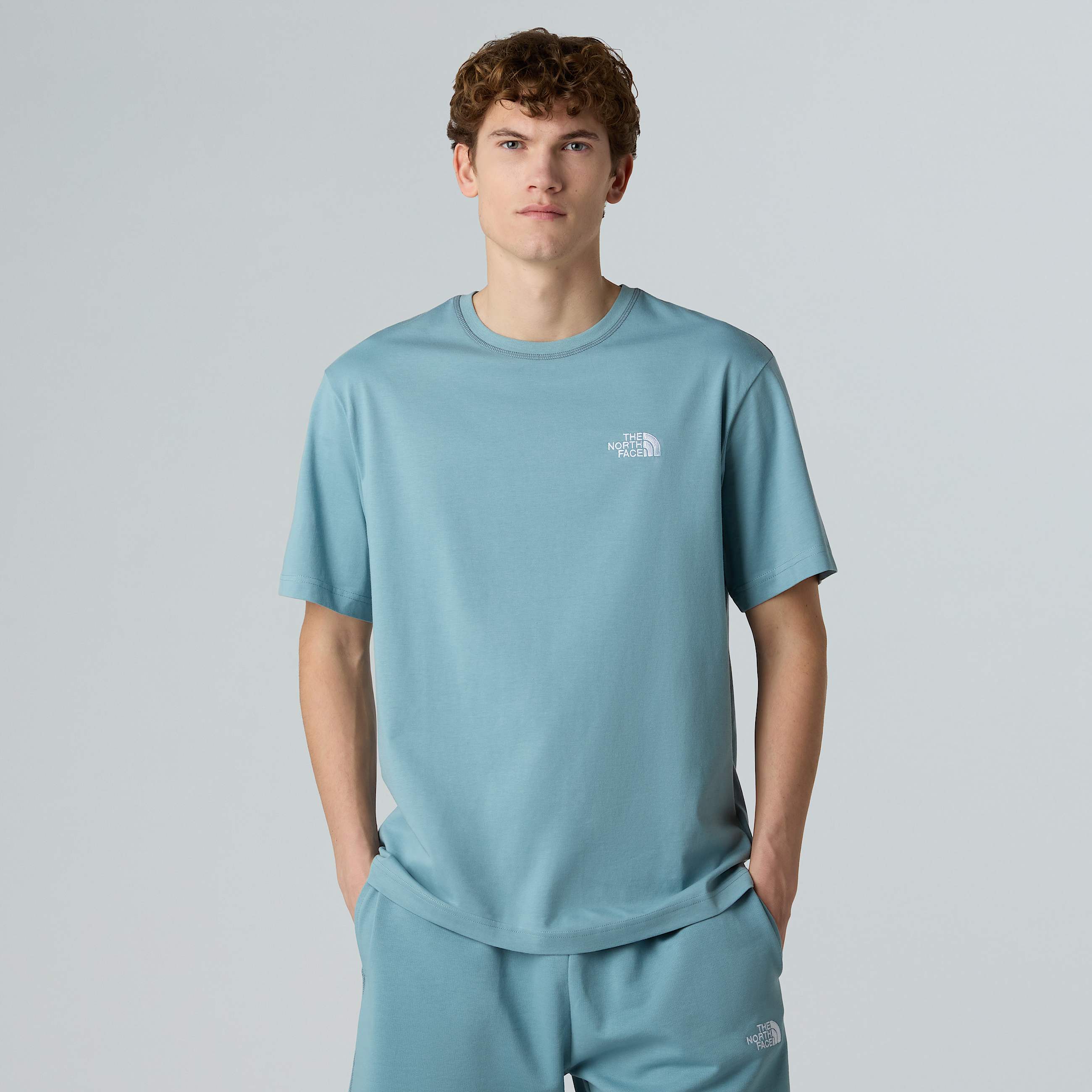 Tshirt descontrada Essential para homem TNF ALT4
