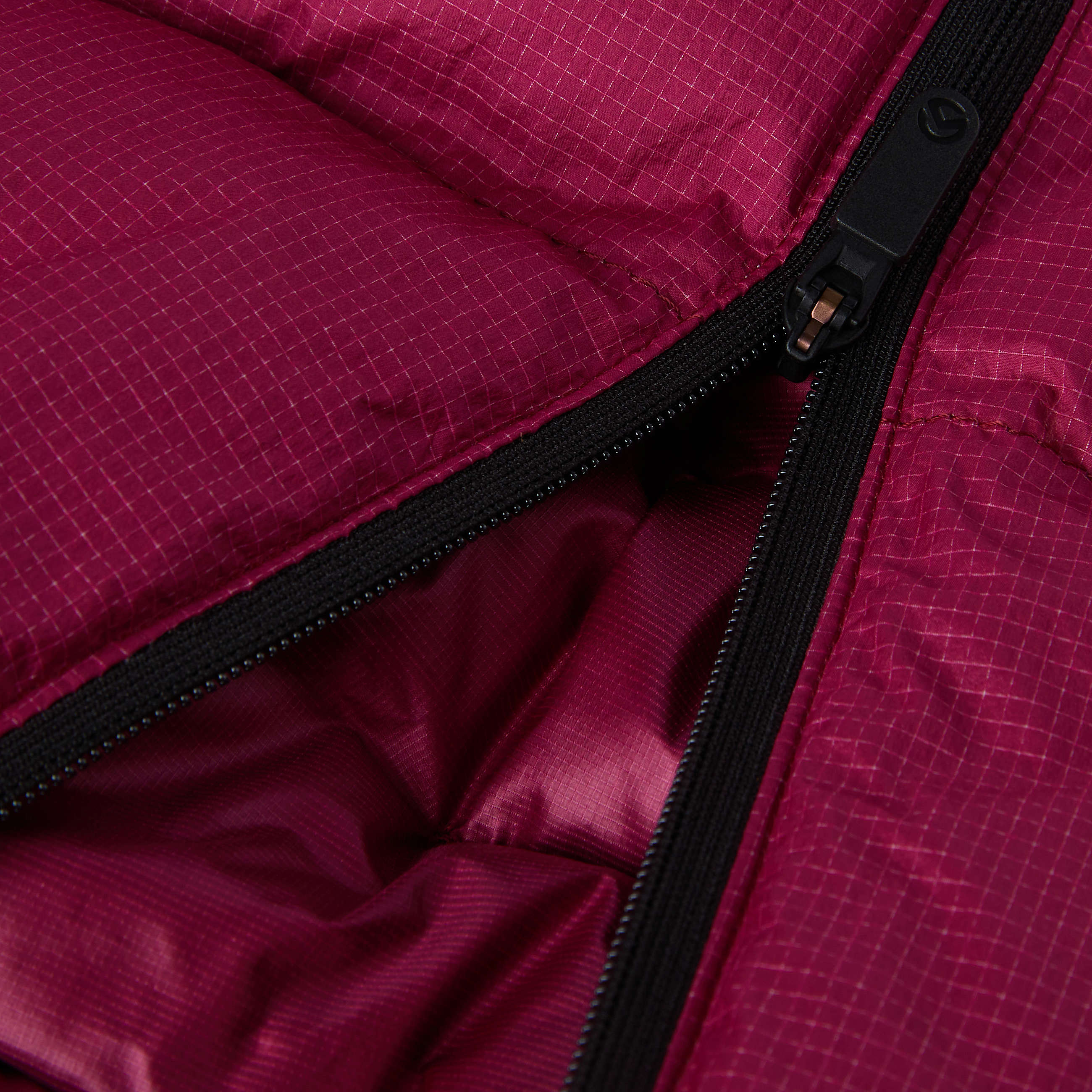 Pantaloni leggeri Summit Cloud Down AMK da donna TNF ALT19