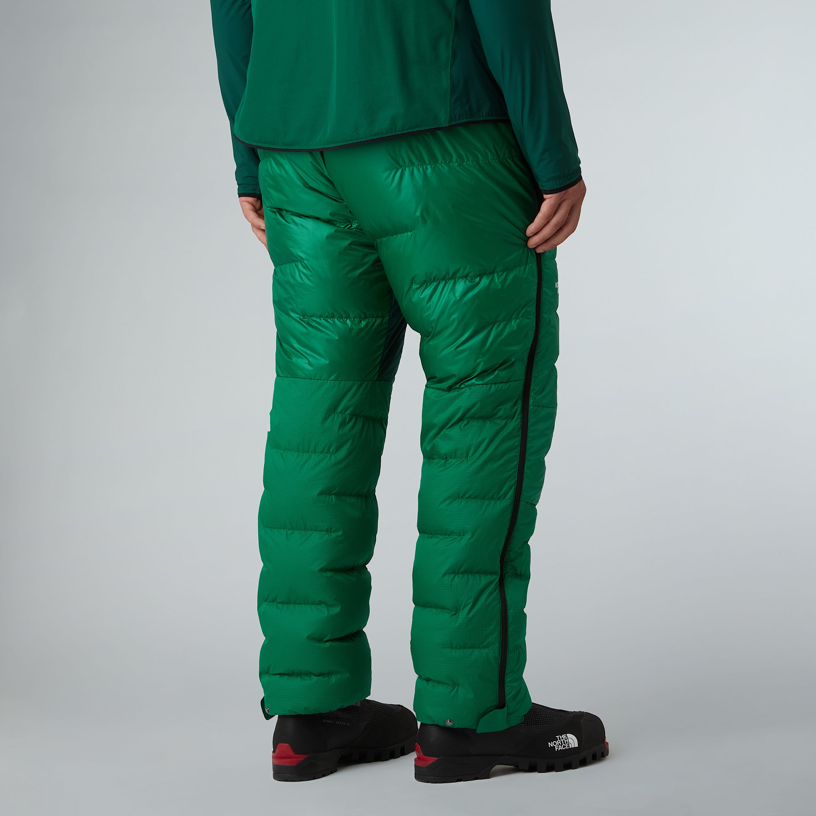 Pantaloni leggeri Summit Cloud Down AMK da uomo TNF ALT3