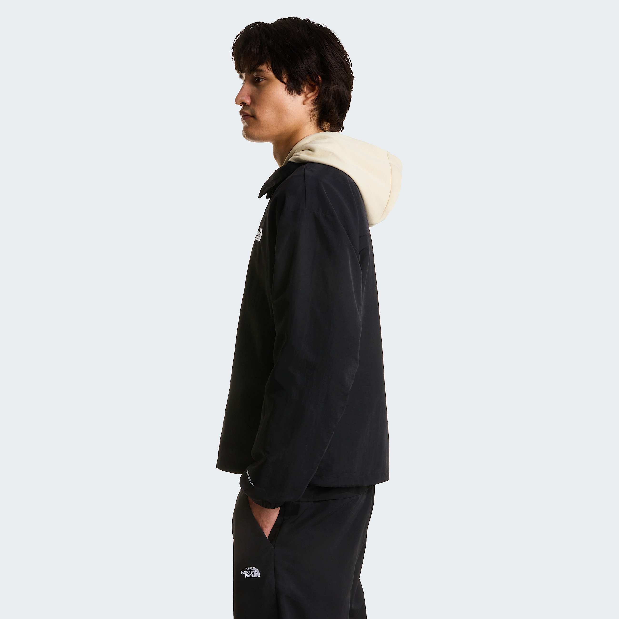Mens TNF Easy Wind Jacket TNF TNF Black ALT2