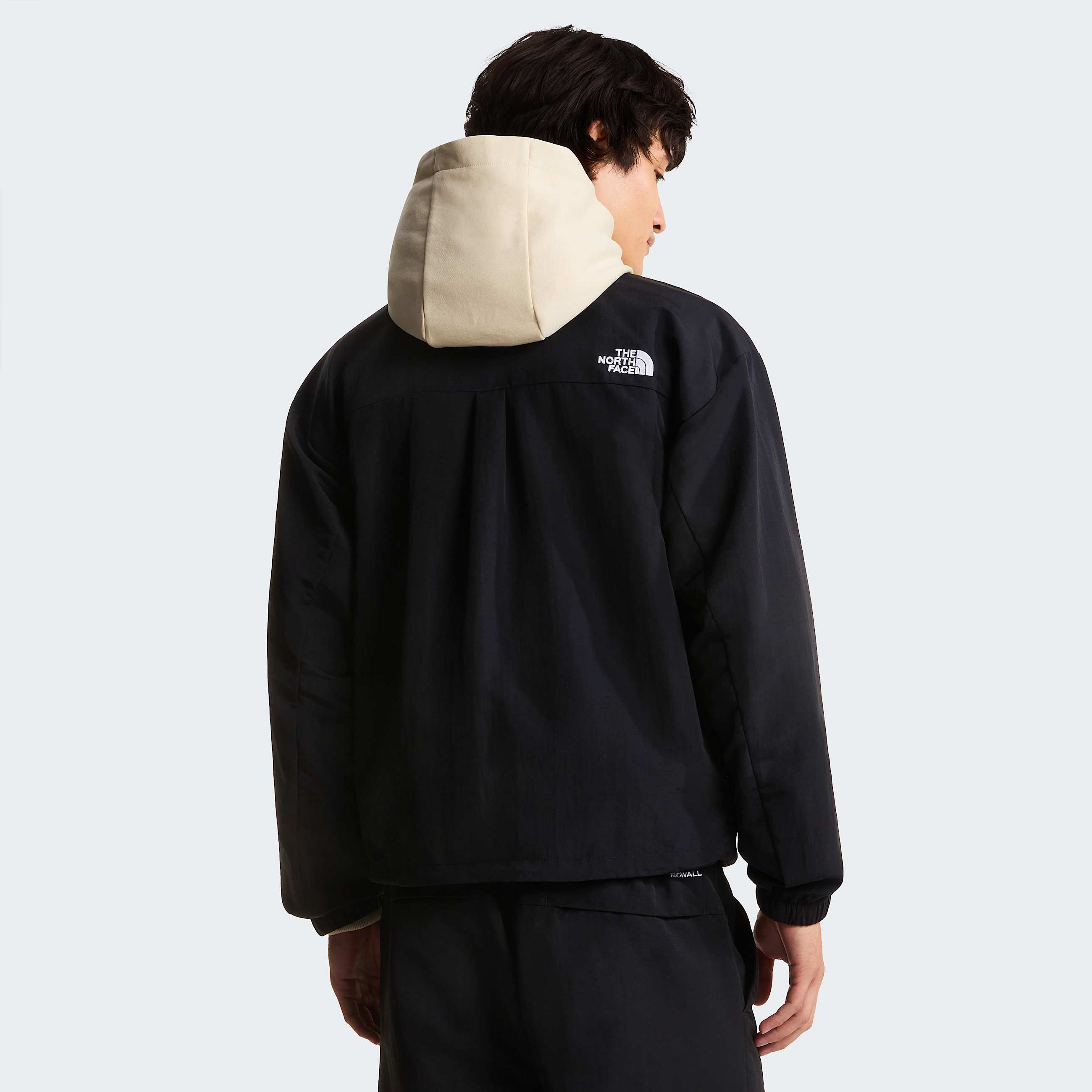 Mens TNF Easy Wind Jacket TNF TNF Black ALT3